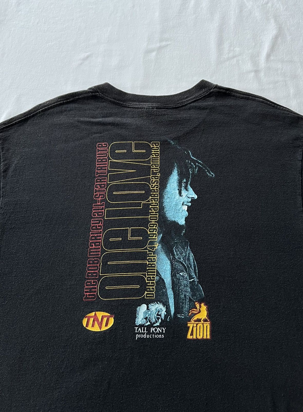 Band Tees Vintage 90s Bob Marley One Love Jamaica Zion Black Tee Size US L / EU 52-54 / 3 - 9 Thumbnail