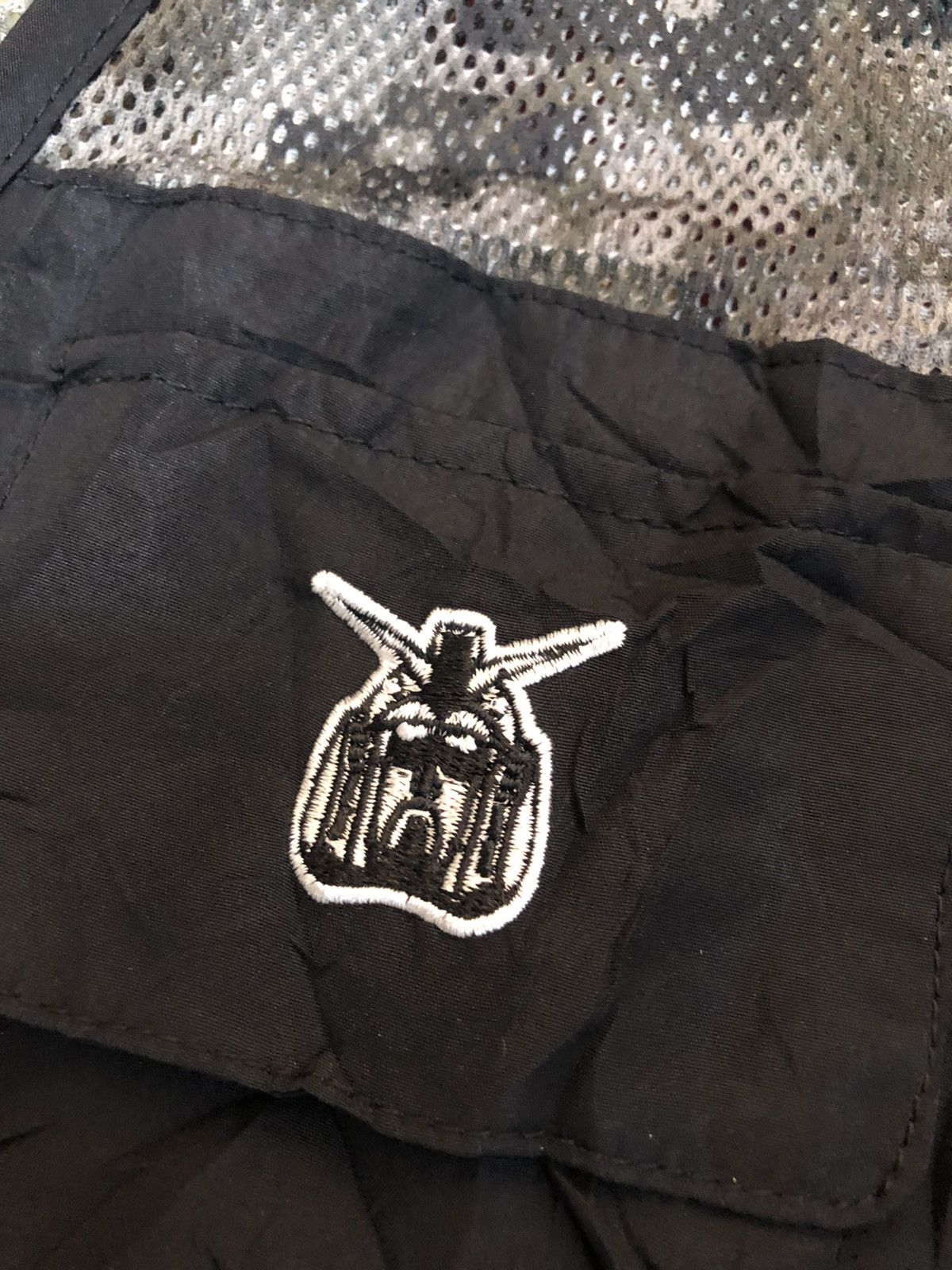 Anime × Cartoon Network Gundam Multipocket vest Size US L / EU 52-54 / 3 - 3 Thumbnail