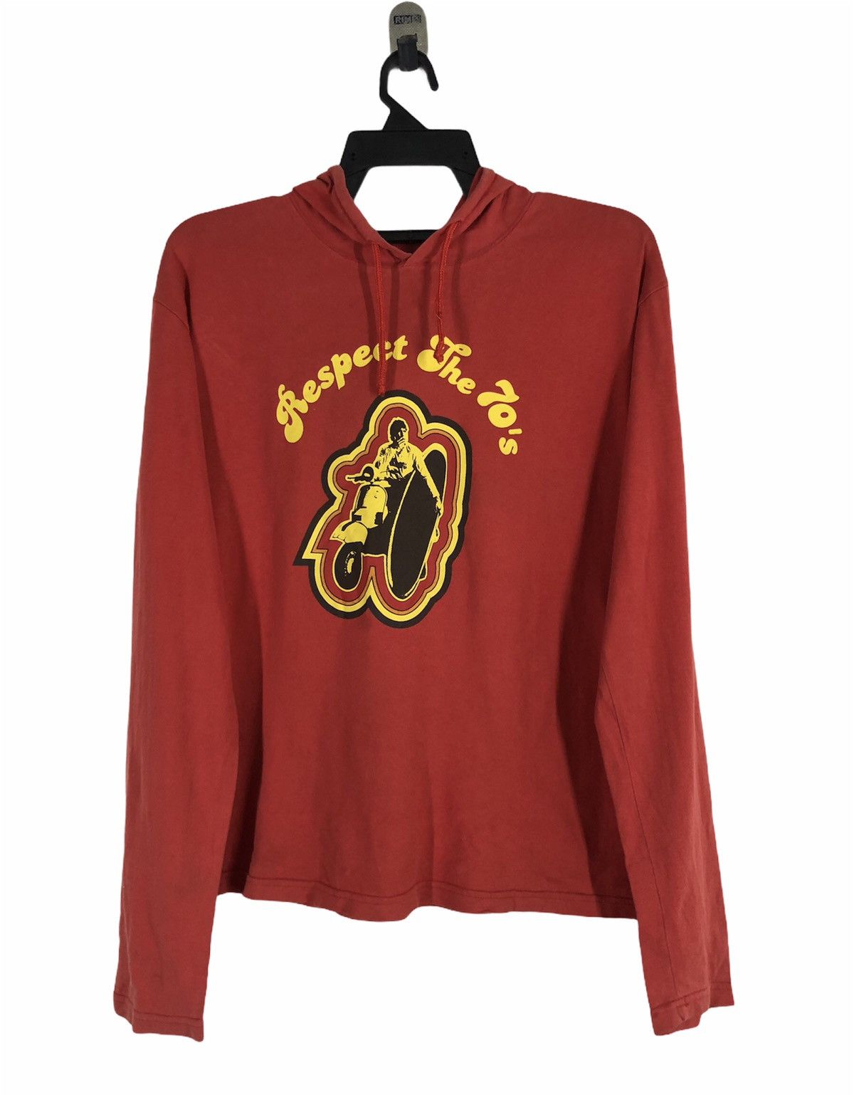 image of Vintage Respect The 70's Hoodie Shirt Cw21 in Red, Men's (Size Medium)