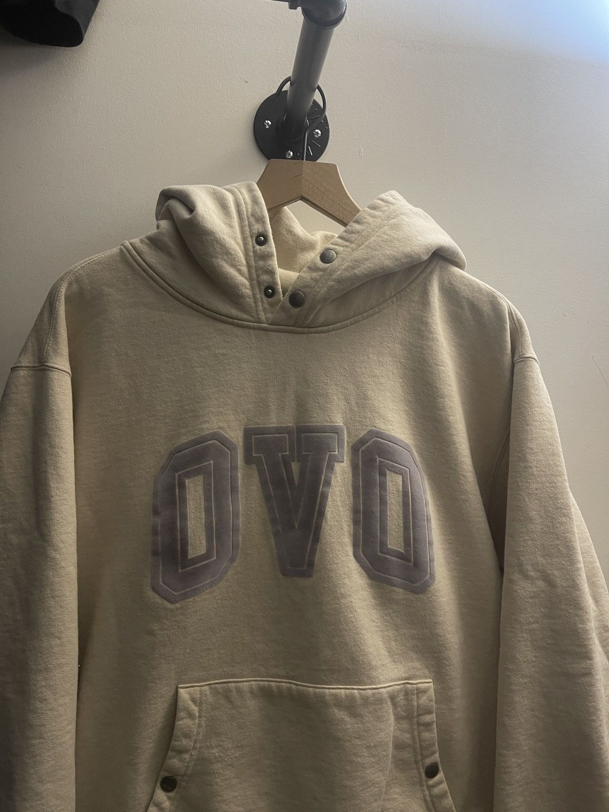 October's Very Own OVO OCTOBERS VERY OWN FLEECE SNAP HOODIE STONE HEAVYWEIGHT L Size US L / EU 52-54 / 3 - 3 Thumbnail