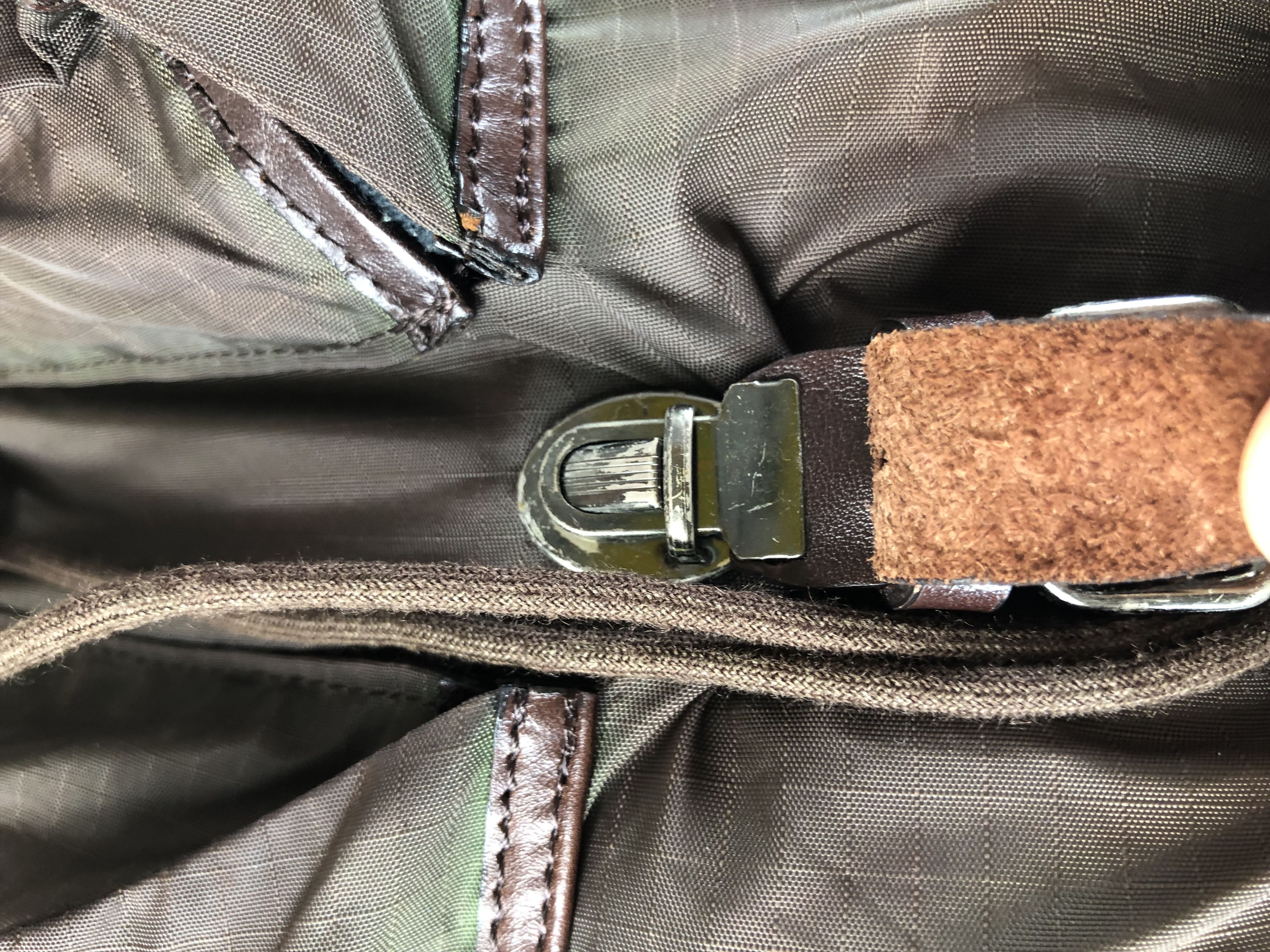 Yohji Yamamoto RARE🔥90’S YOHJI YSACCS 2-TONE SMALL TACTICAL TANK UNISEX Size ONE SIZE - 13 Thumbnail
