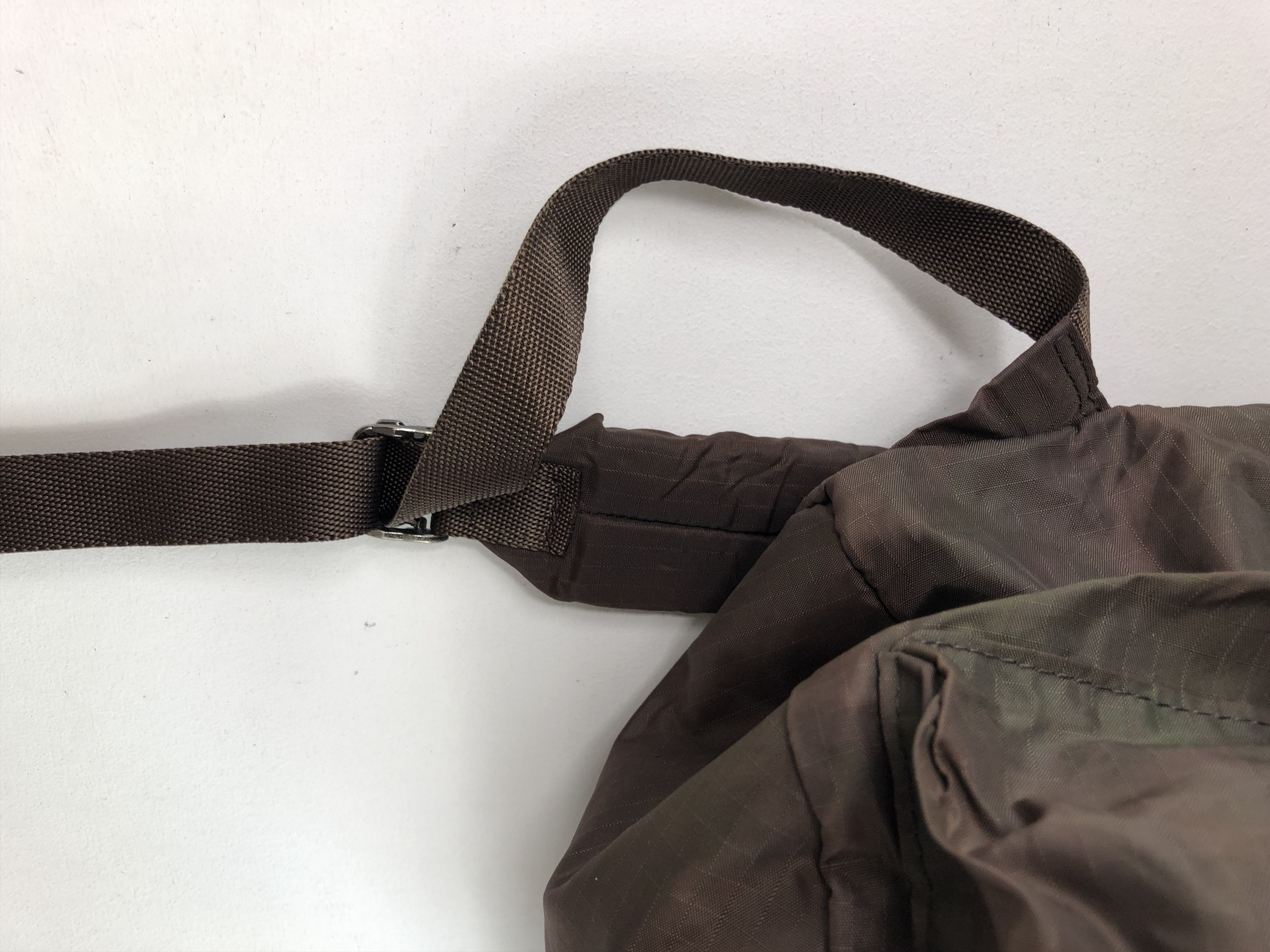 Yohji Yamamoto RARE🔥90’S YOHJI YSACCS 2-TONE SMALL TACTICAL TANK UNISEX Size ONE SIZE - 11 Thumbnail
