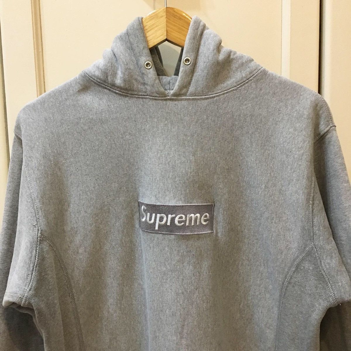 Supreme Vintage 2001 Supreme Box Logo Hoodie Size US M / EU 48-50 / 2 - 2 Thumbnail