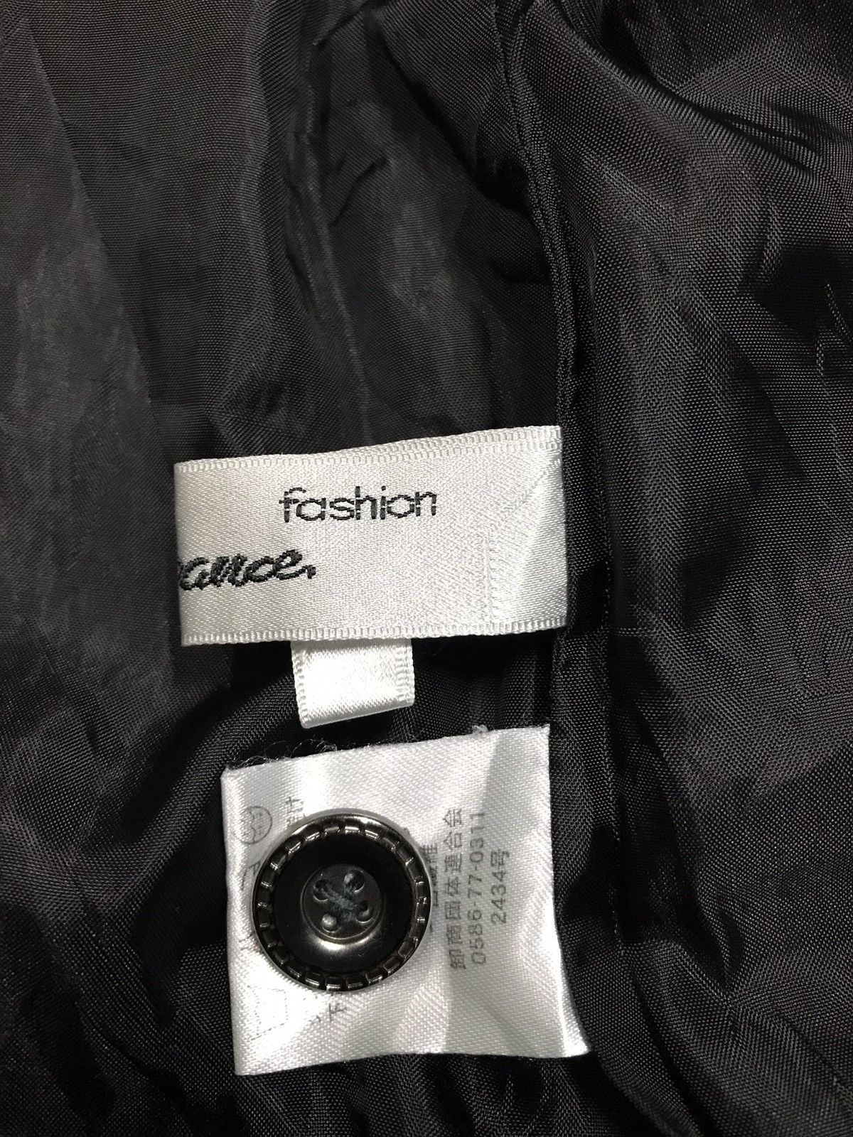 Japanese Brand Elagance Fashion Cheked Multi Colour Art Design Style Size US L / EU 52-54 / 3 - 10 Thumbnail