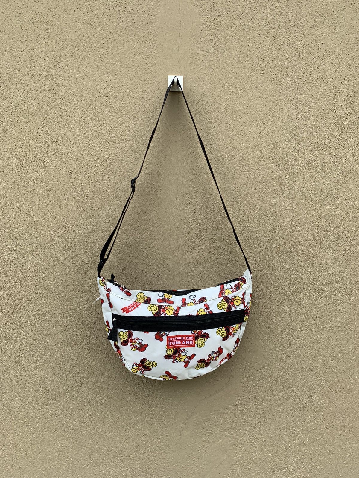 Hysteric Glamour Hysteric Mini Over Print Crossbody Sling bag Waterproof Bag Size ONE SIZE - 3 Thumbnail