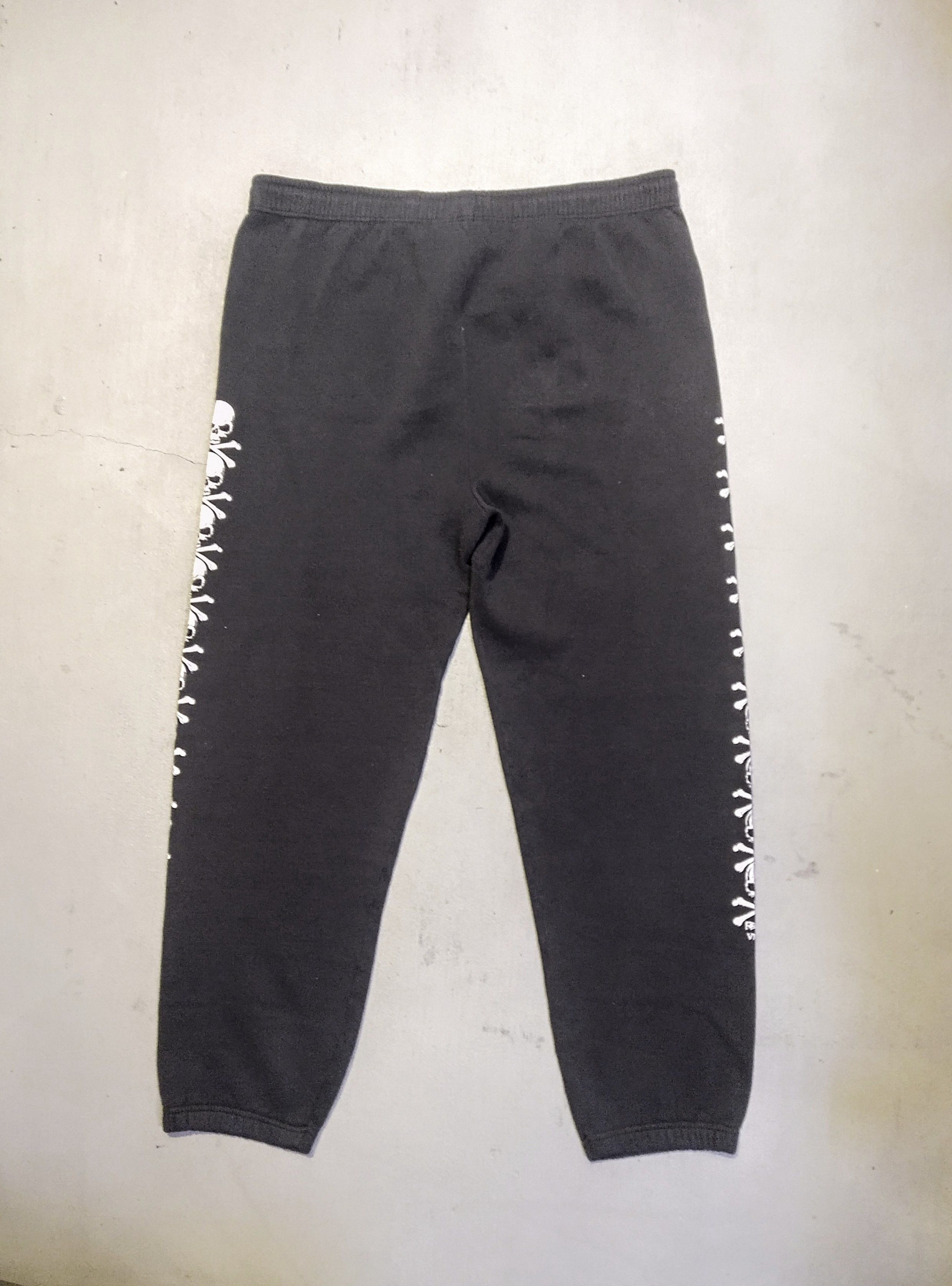 Fashion Victim × Vintage Vintage Fashion Victim Sweatpants Size Large Black Skull 90s Size US 36 / EU 52 - 9 Thumbnail