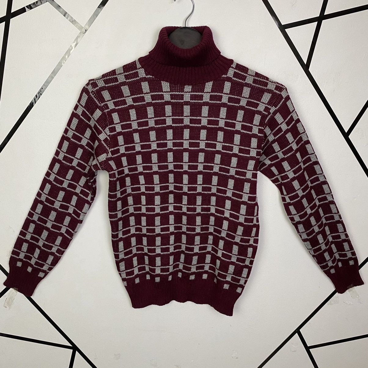 Aran Isles Knitwear × Japanese Brand Vintage Japan Wool Pull Over Knitwear Sweater Jumper Size XS / US 0-2 / IT 36-38 - 1 Thumbnail