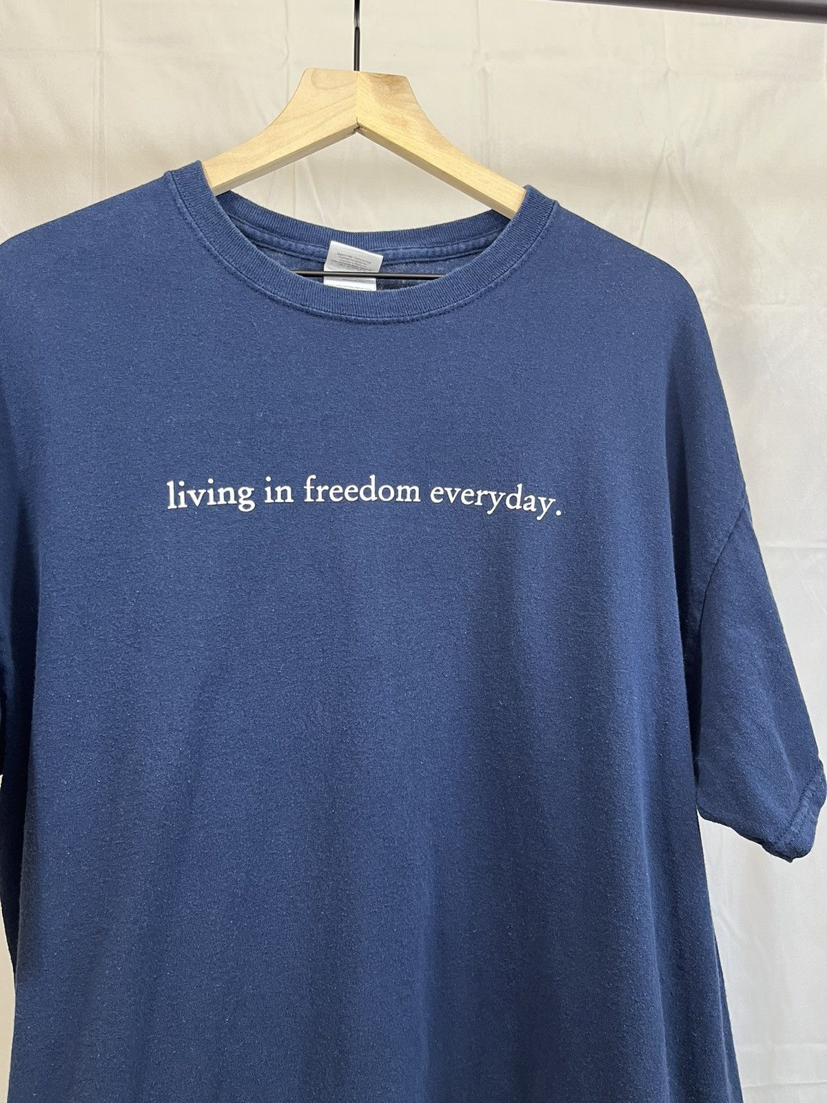 Vintage Living In Freedom Everyday Life Y2K Tee Size US XL / EU 56 / 4 - 3 Thumbnail