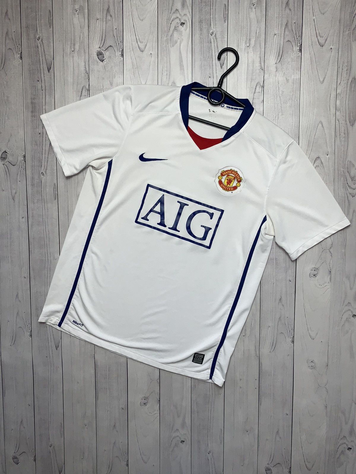 Nike × Vintage Vintage Nike Manchester United soccer jersey white size M Size US M / EU 48-50 / 2 - 1 Thumbnail