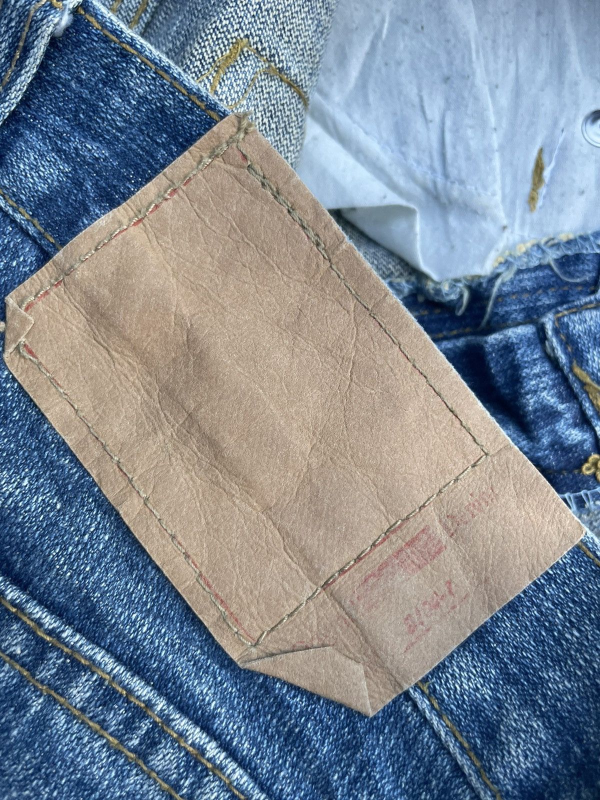 Japanese Brand Point Loma Peace Distresed Denim Size US 33 - 12 Thumbnail
