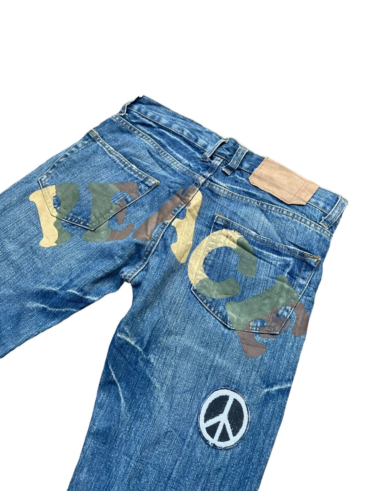 Japanese Brand Point Loma Peace Distresed Denim Size US 33 - 10 Thumbnail