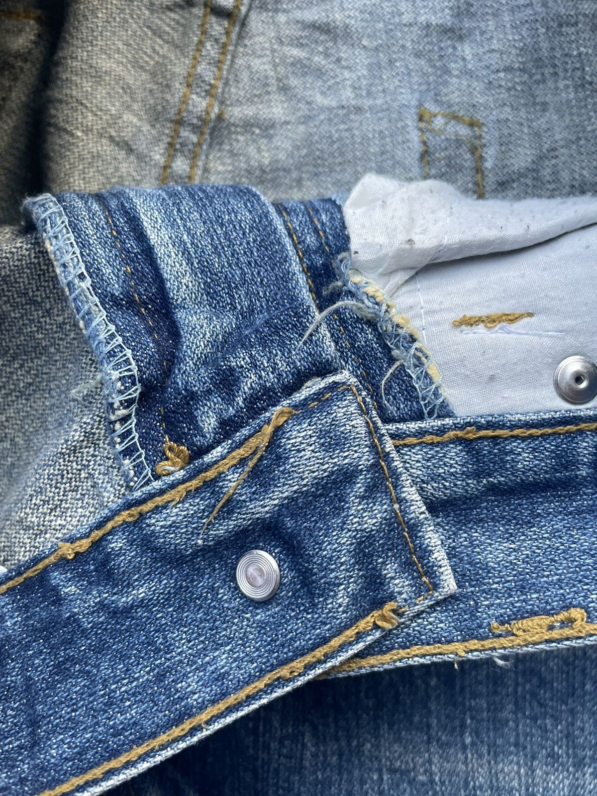 Japanese Brand Point Loma Peace Distresed Denim Size US 33 - 14 Thumbnail