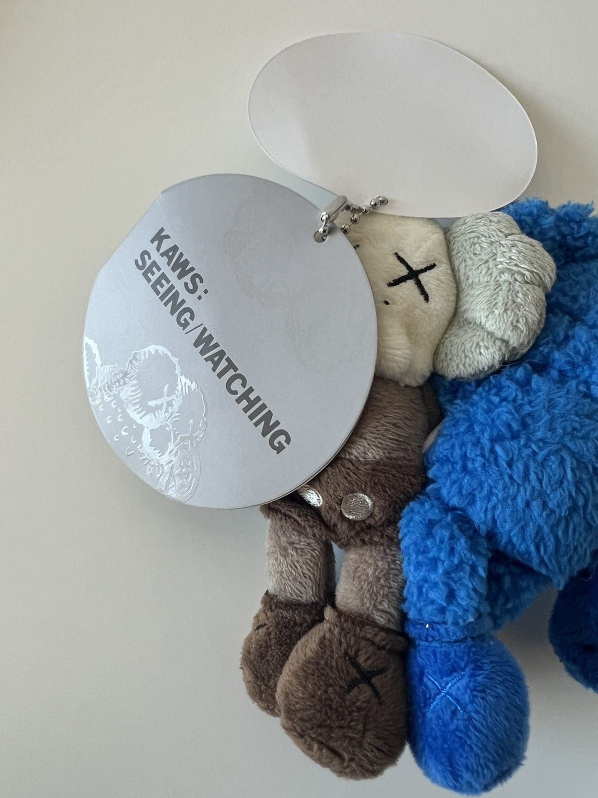 Kaws Kaws Seeing/Watching plush keychain kaws holiday Size ONE SIZE - 4 Thumbnail