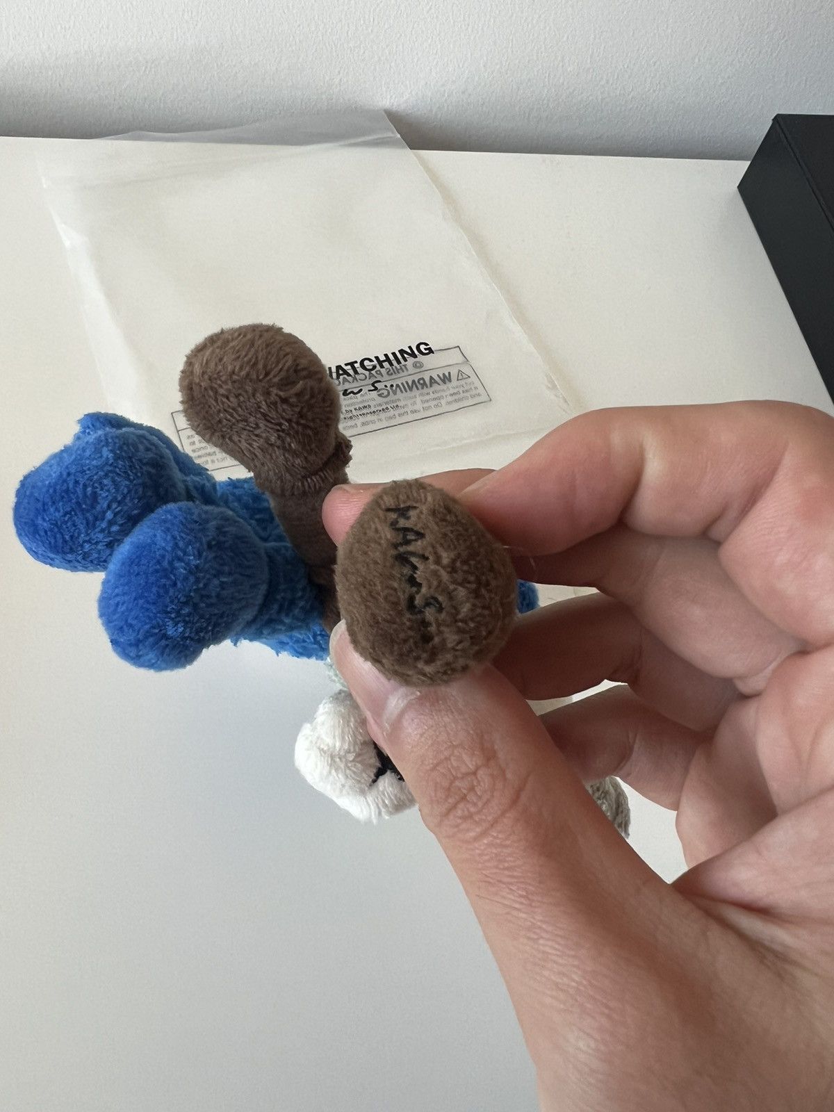Kaws Kaws Seeing/Watching plush keychain kaws holiday Size ONE SIZE - 8 Thumbnail