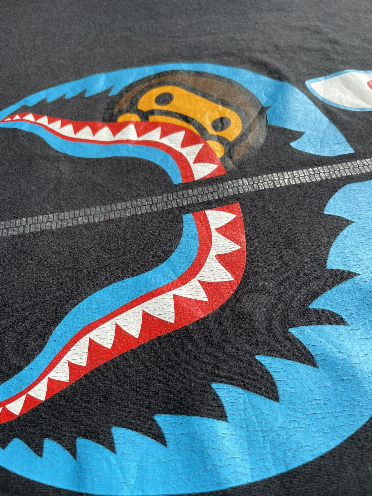 Bape Milo Shark Tee Size US XL / EU 56 / 4 - 5 Thumbnail