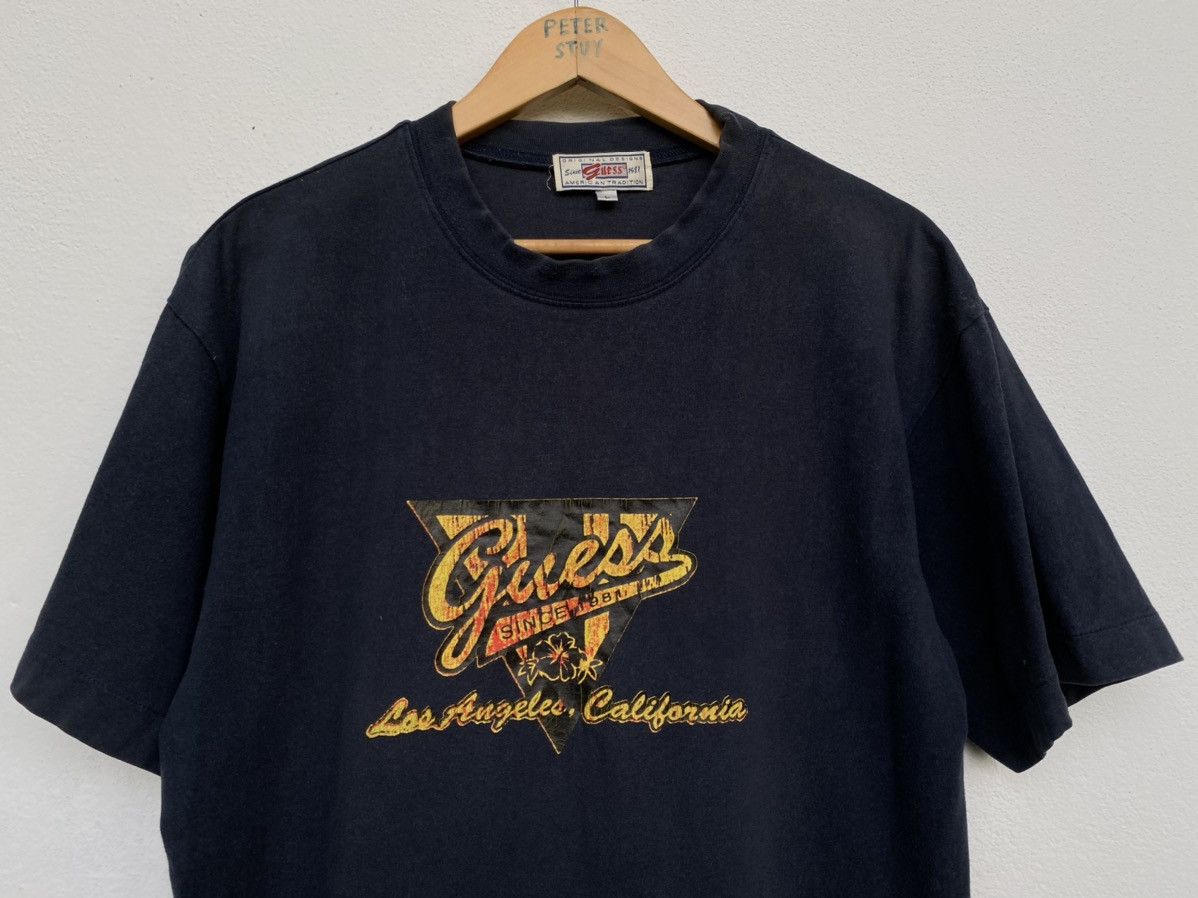 Guess Vintage Guess Tee Big Logo Size US L / EU 52-54 / 3 - 2 Thumbnail