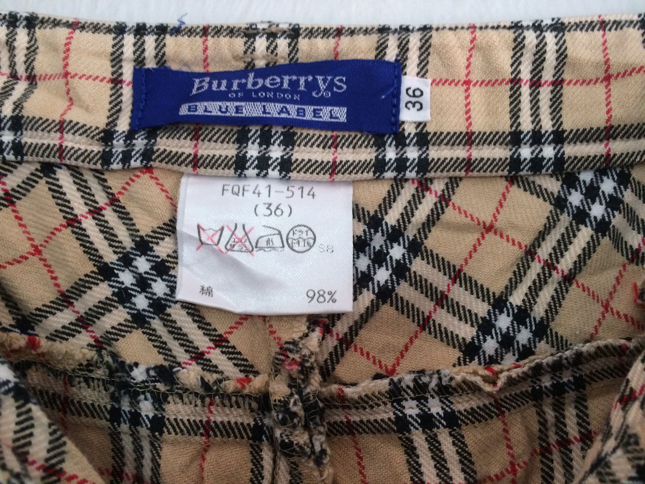 Burberry 🔥🔥Burberrys Blue Label Nova Check Pants Size US 26 / EU 42 - 11 Thumbnail