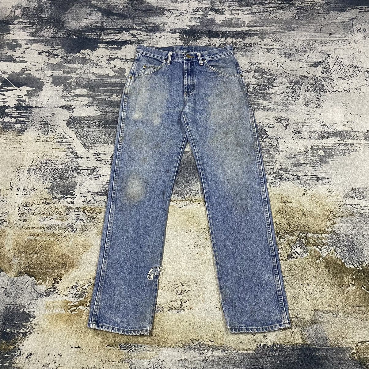 image of Gcw23Vintage Wrangler Distressed Denim Jeans in Light Washed, Men's (Size 29)