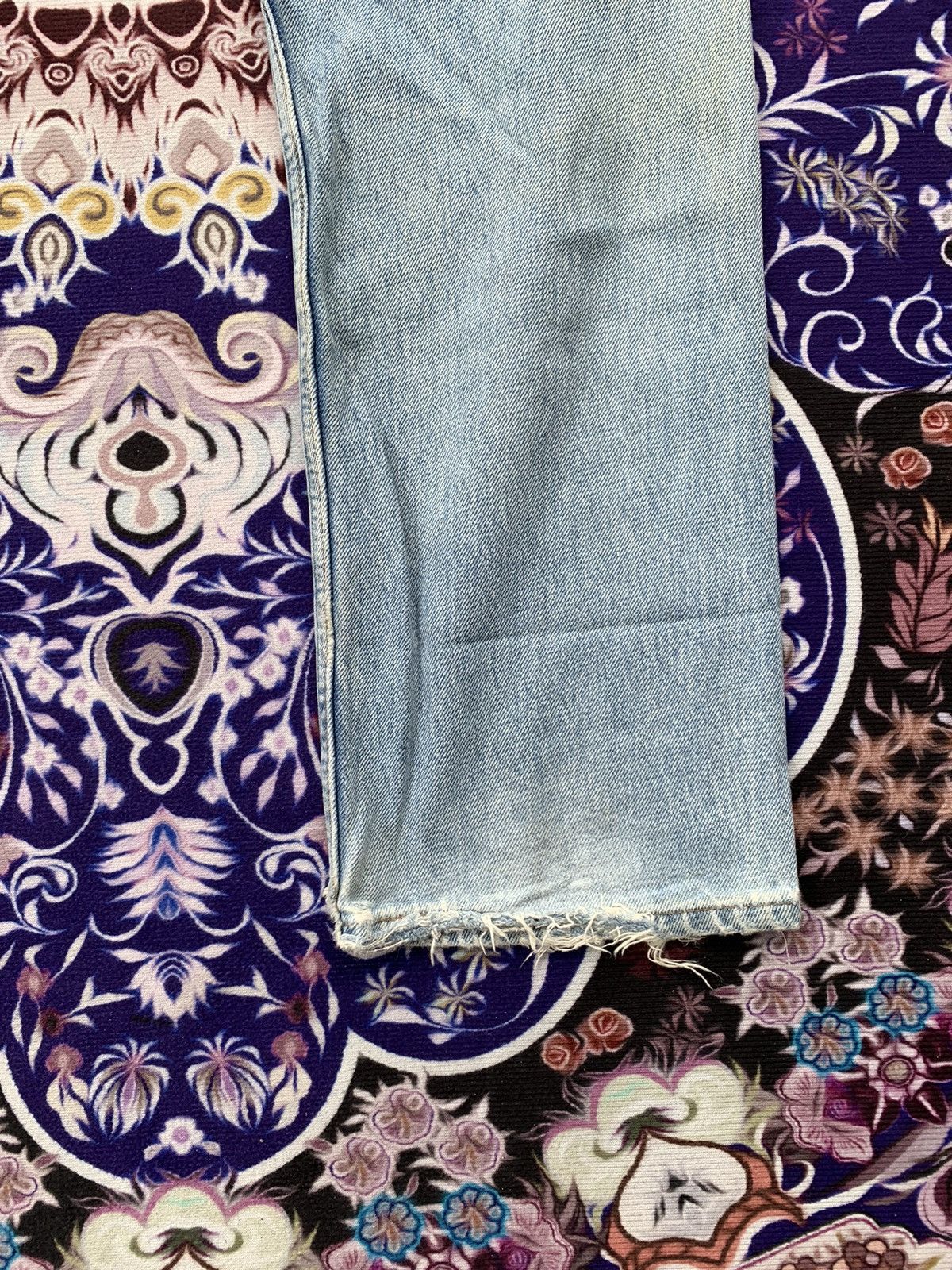 Levi's Vintage Levis 501 Faded Distresed Denim Size US 32 / EU 48 - 10 Thumbnail