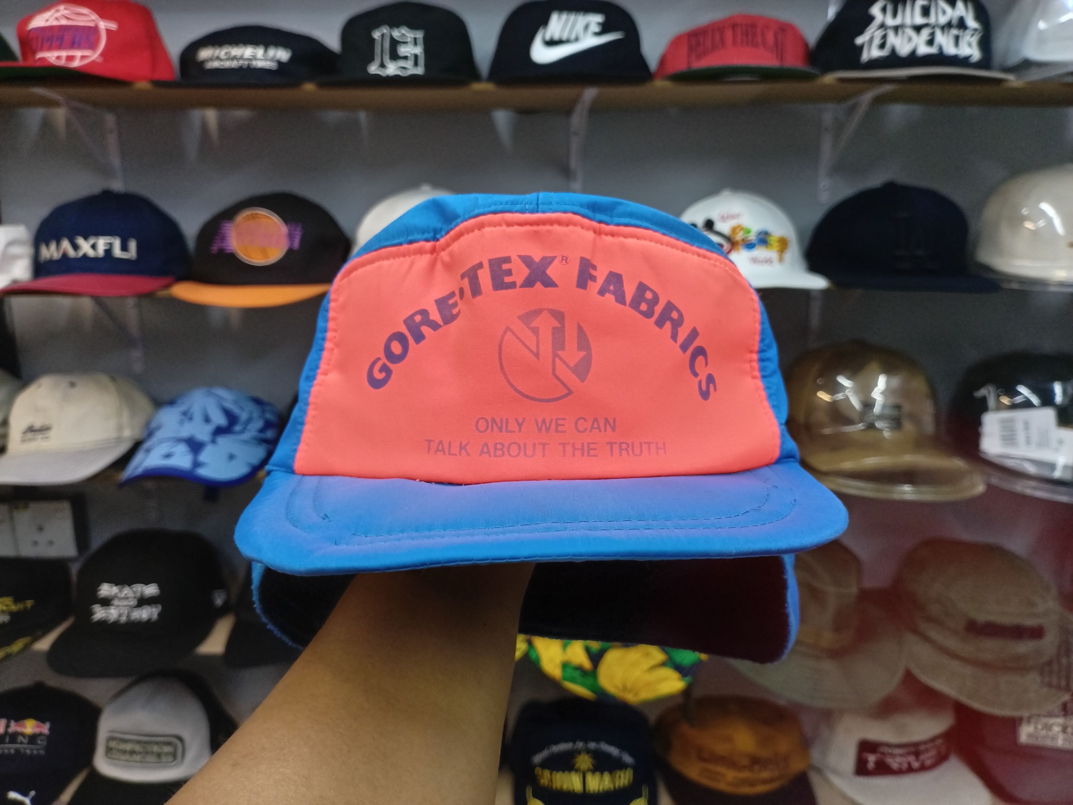 Goretex VINTAGE GORETEX MASK HAT Size ONE SIZE - 1 Thumbnail