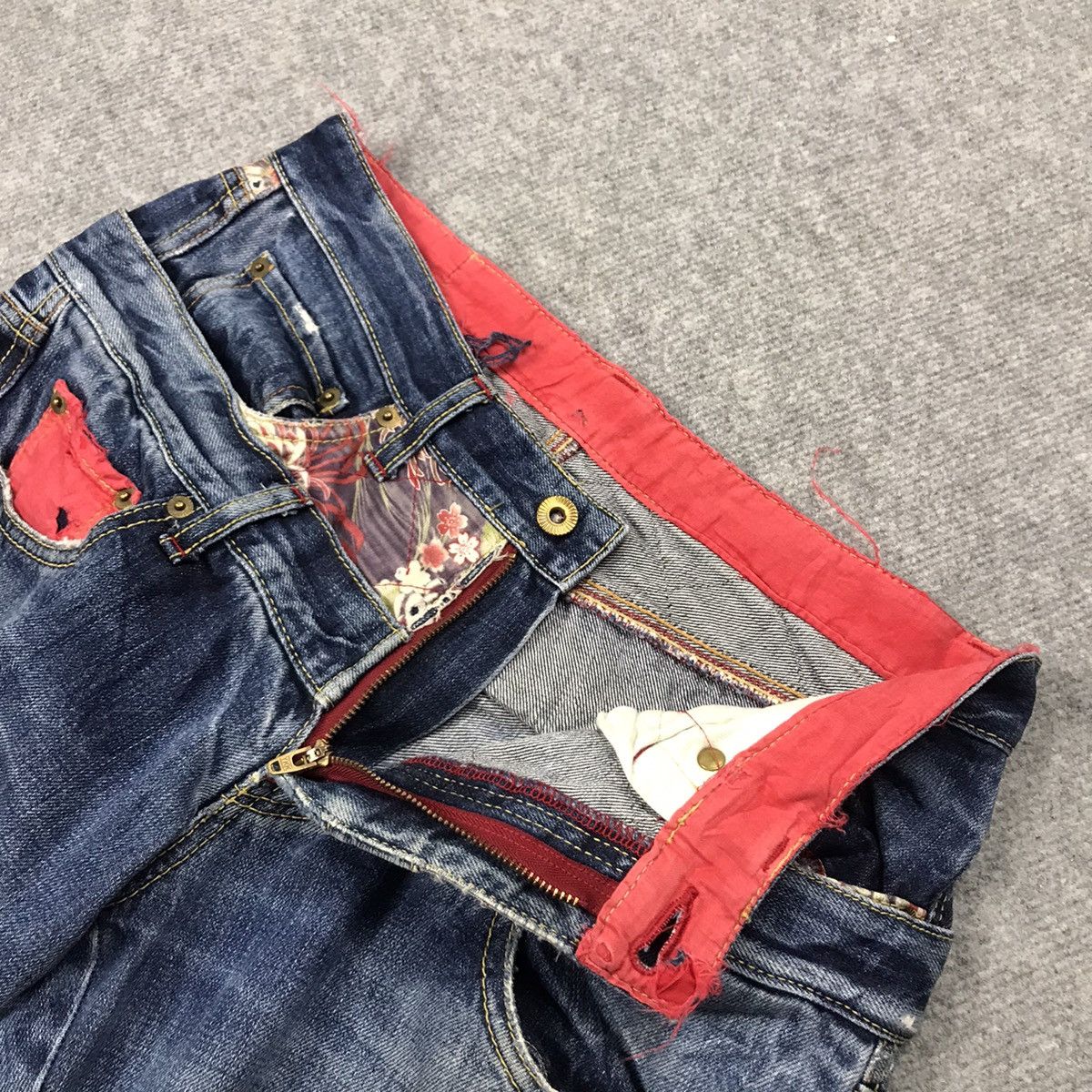 Eternal DOUBLE WAIST RIPPED DISTRESSED ENTERNAL DENIM PANTS Size US 30 / EU 46 - 22 Thumbnail