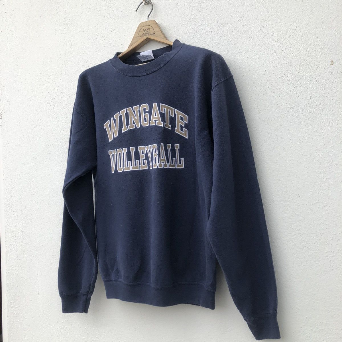 Vintage Vintage Wingate Volleyball CrewNeck Big Logo Size US S / EU 44-46 / 1 - 3 Thumbnail