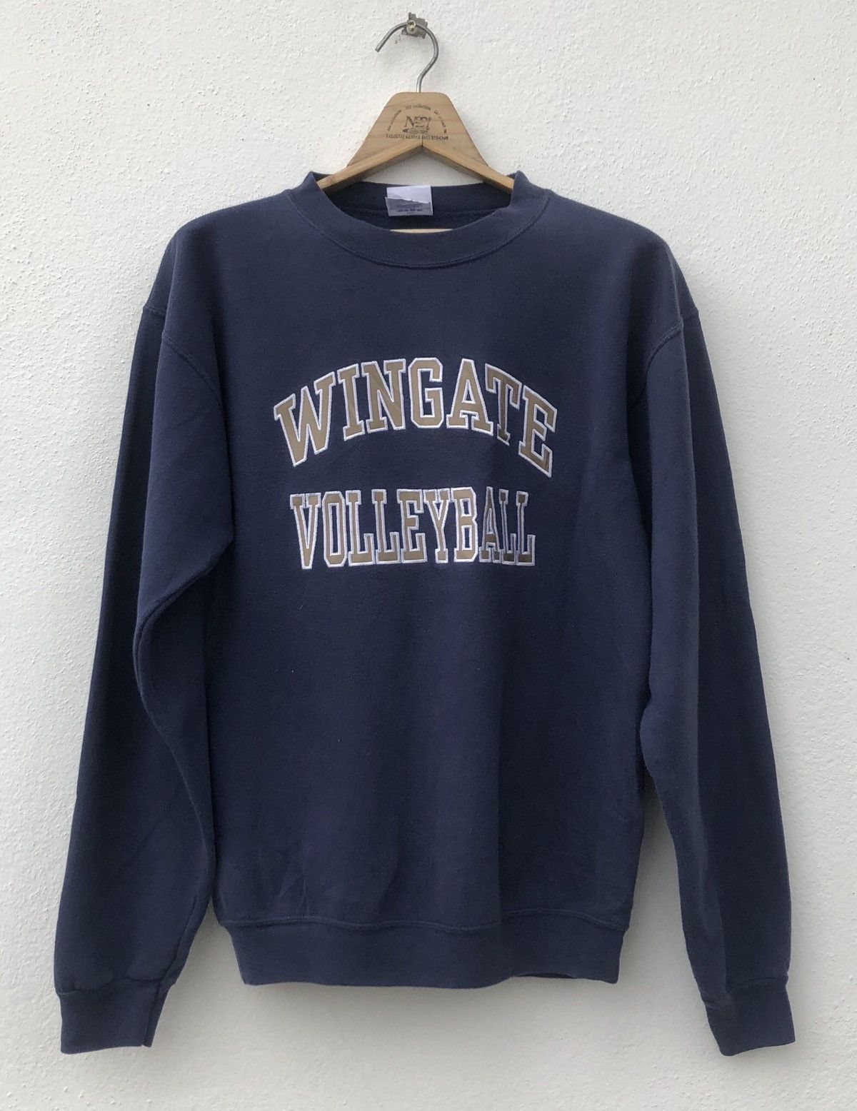 Vintage Wingate Volleyball CrewNeck Big Logo