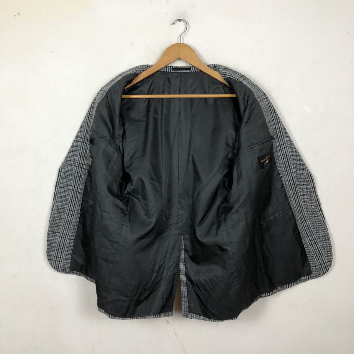 Vintage VINTAGE VALENTE VALENTINO TARTAN DESIGN CASUAL COAT Size US M / EU 48-50 / 2 - 7 Thumbnail