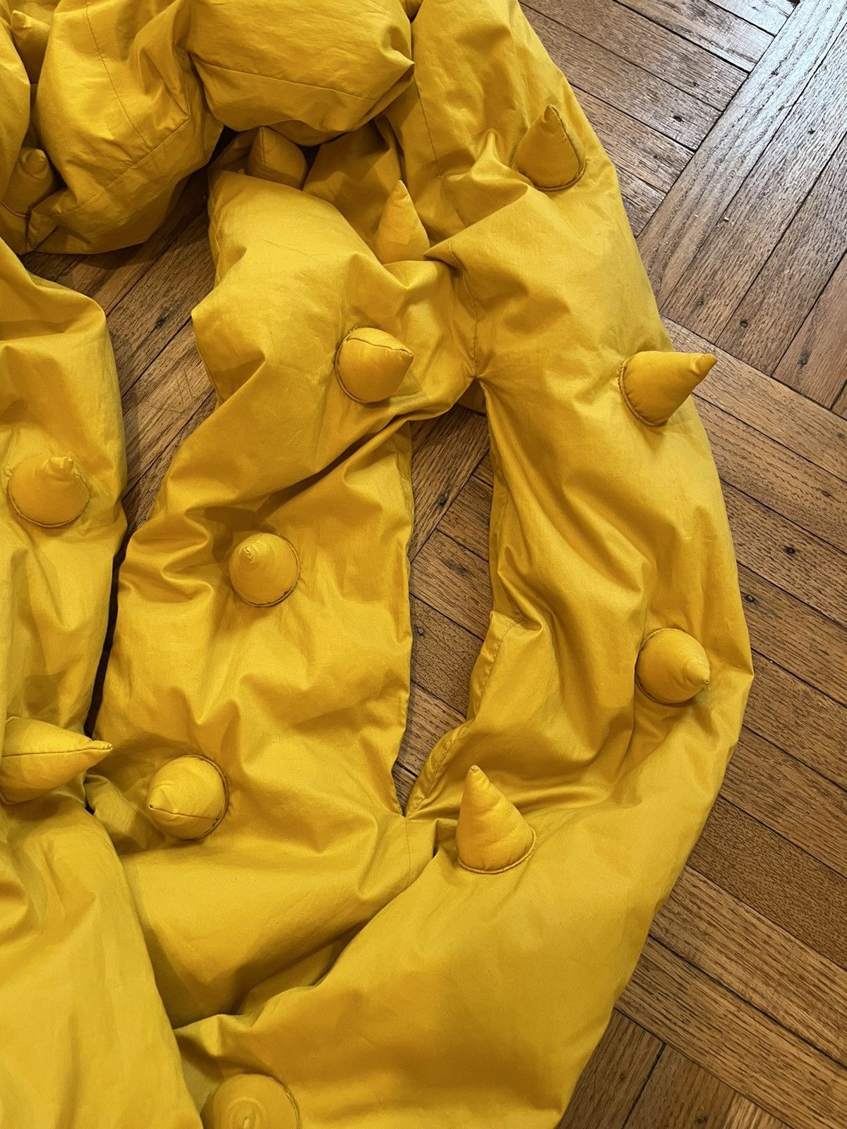 JW Anderson × Moncler FW20 Runway Sample Spike Scarf Size ONE SIZE - 4 Thumbnail