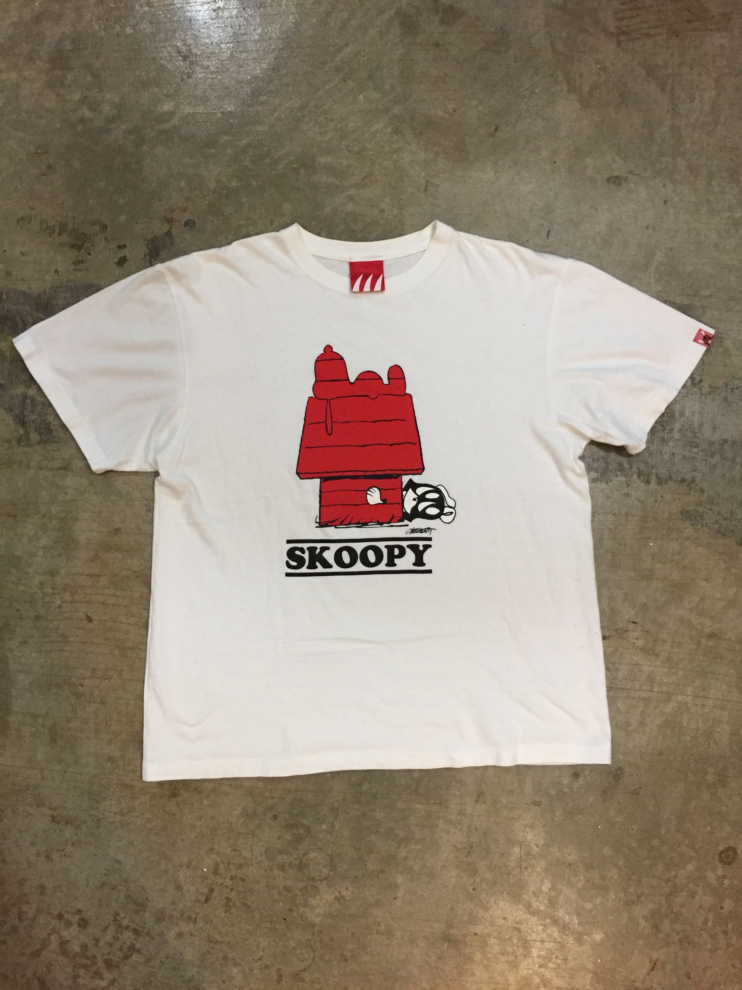 Skoloct Skoloct Skoopy x snoopy tee printing in BBC west inc Size US XL / EU 56 / 4 - 2 Thumbnail