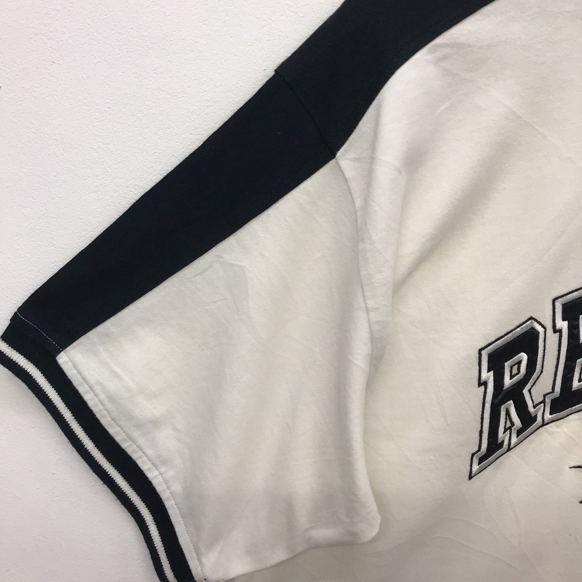 Reebok × Vintage *Rare!! Vintage Reebok Spellout Embroidery Tee Size US L / EU 52-54 / 3 - 5 Thumbnail