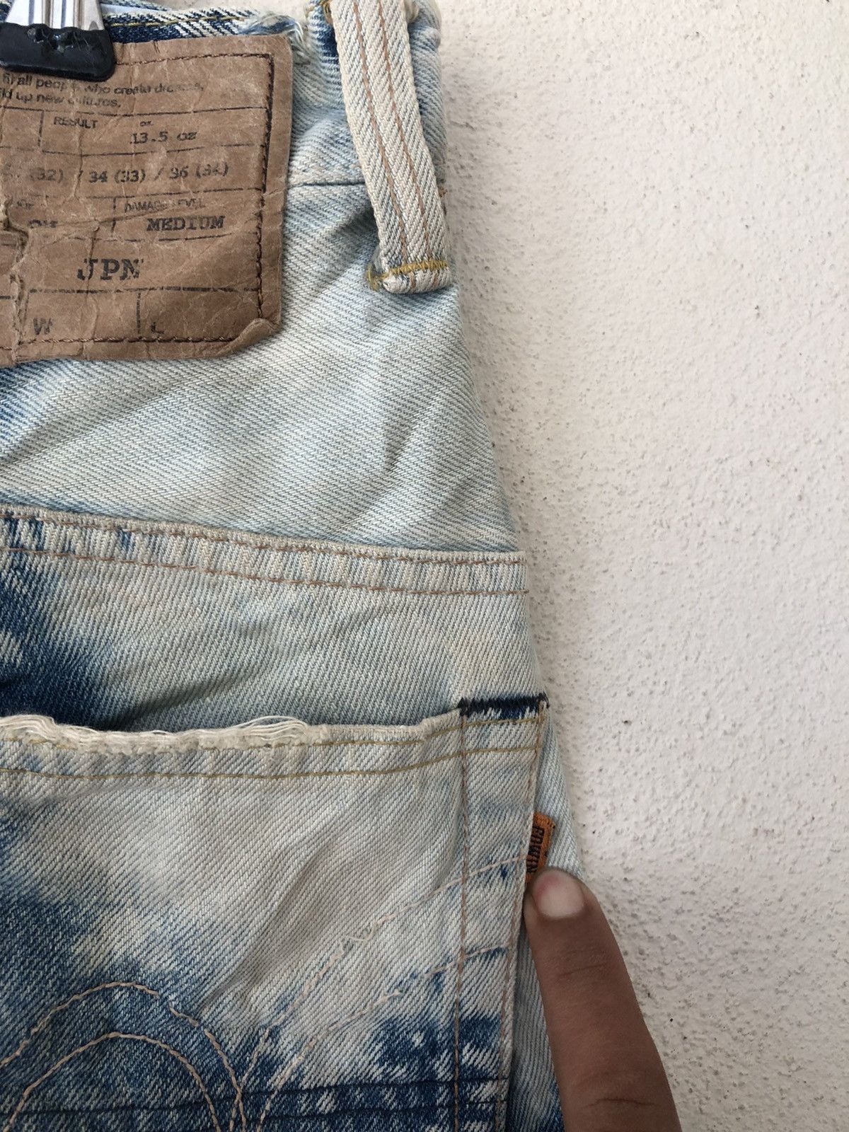 Edwin Edwin Disstressed Acid Wash Selvedge Shorts Size US 30 / EU 46 - 19 Thumbnail
