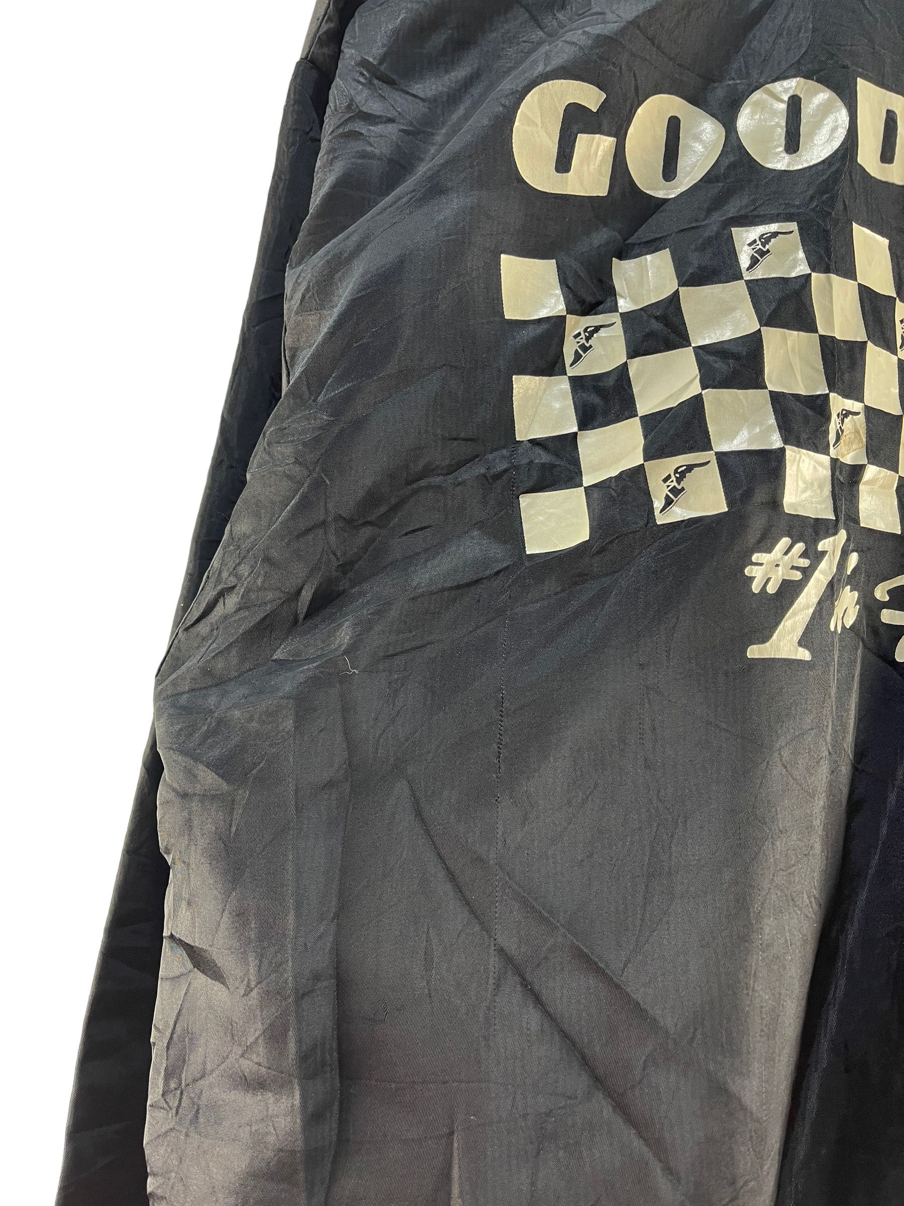 Japanese Brand Vintage Good Year Racing Windbreaker Jacket Size US L / EU 52-54 / 3 - 11 Thumbnail