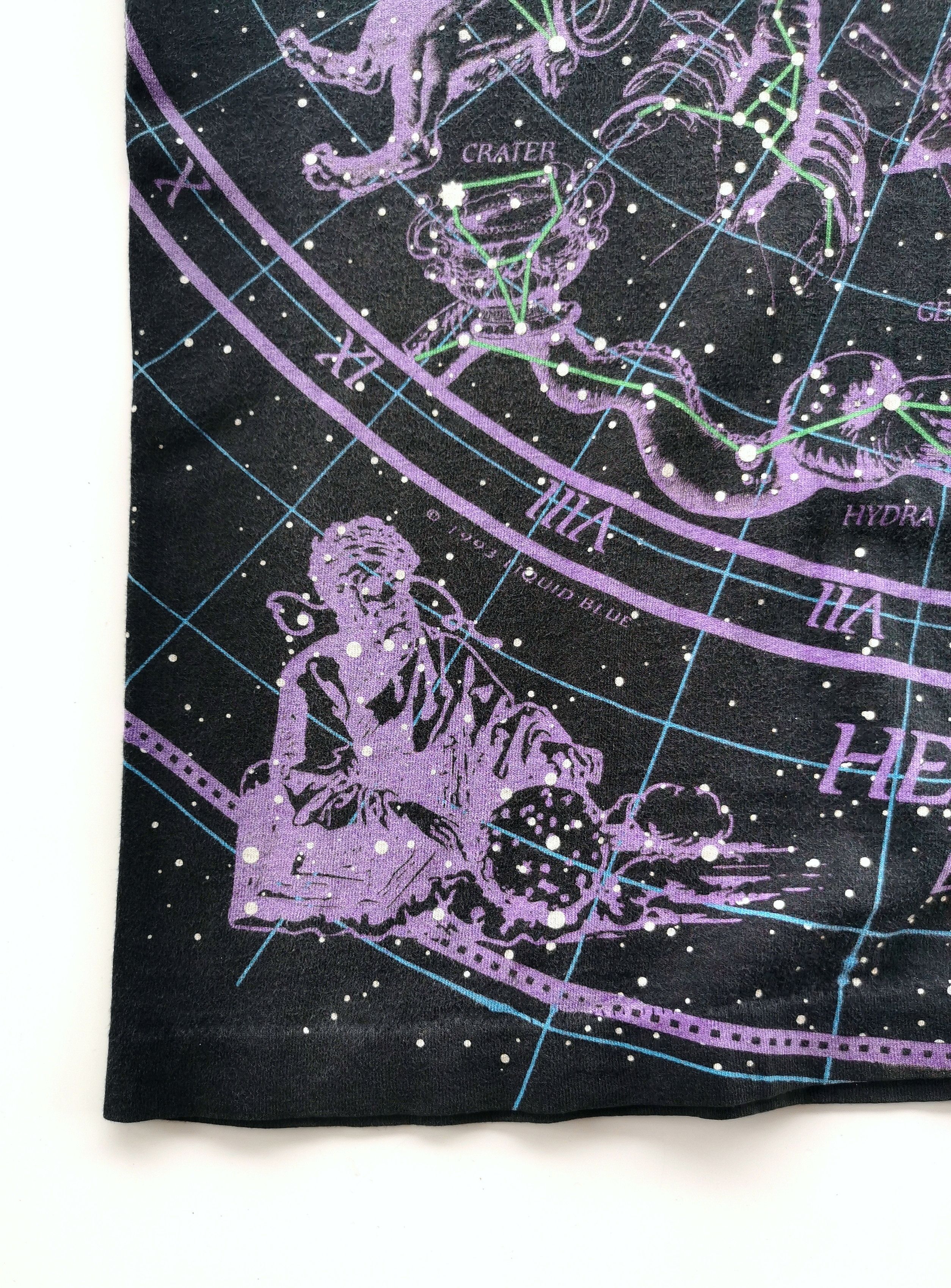 Arts & Science 1993 Liquid Blue Hemisphere Boreal Austral Vintage Tshirt Size US XL / EU 56 / 4 - 4 Thumbnail
