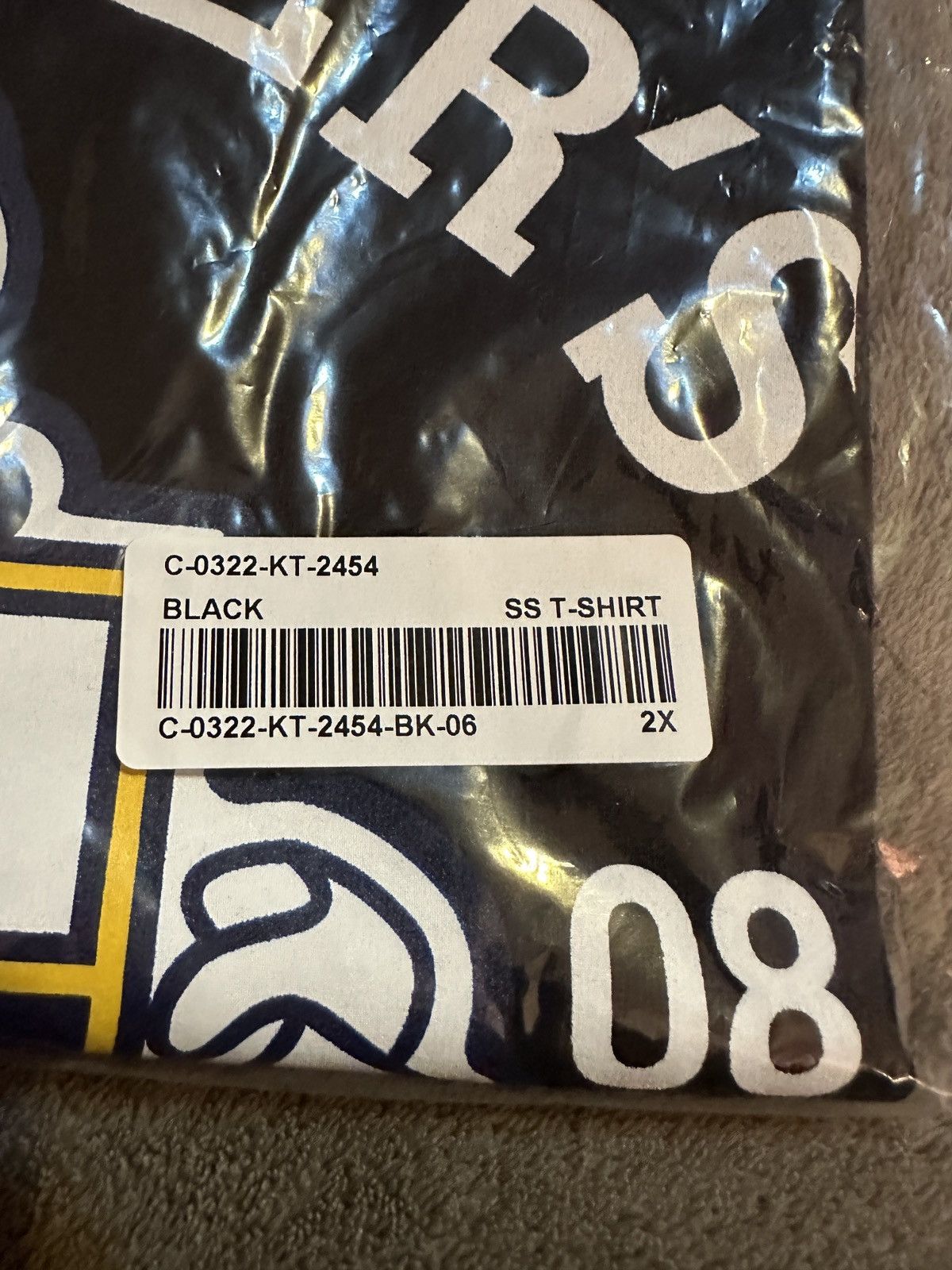 Drake × October's Very Own OVO x U of T (University of Toronto) T-SHIRT NEW with tags Size US XXL / EU 58 / 5 - 5 Thumbnail