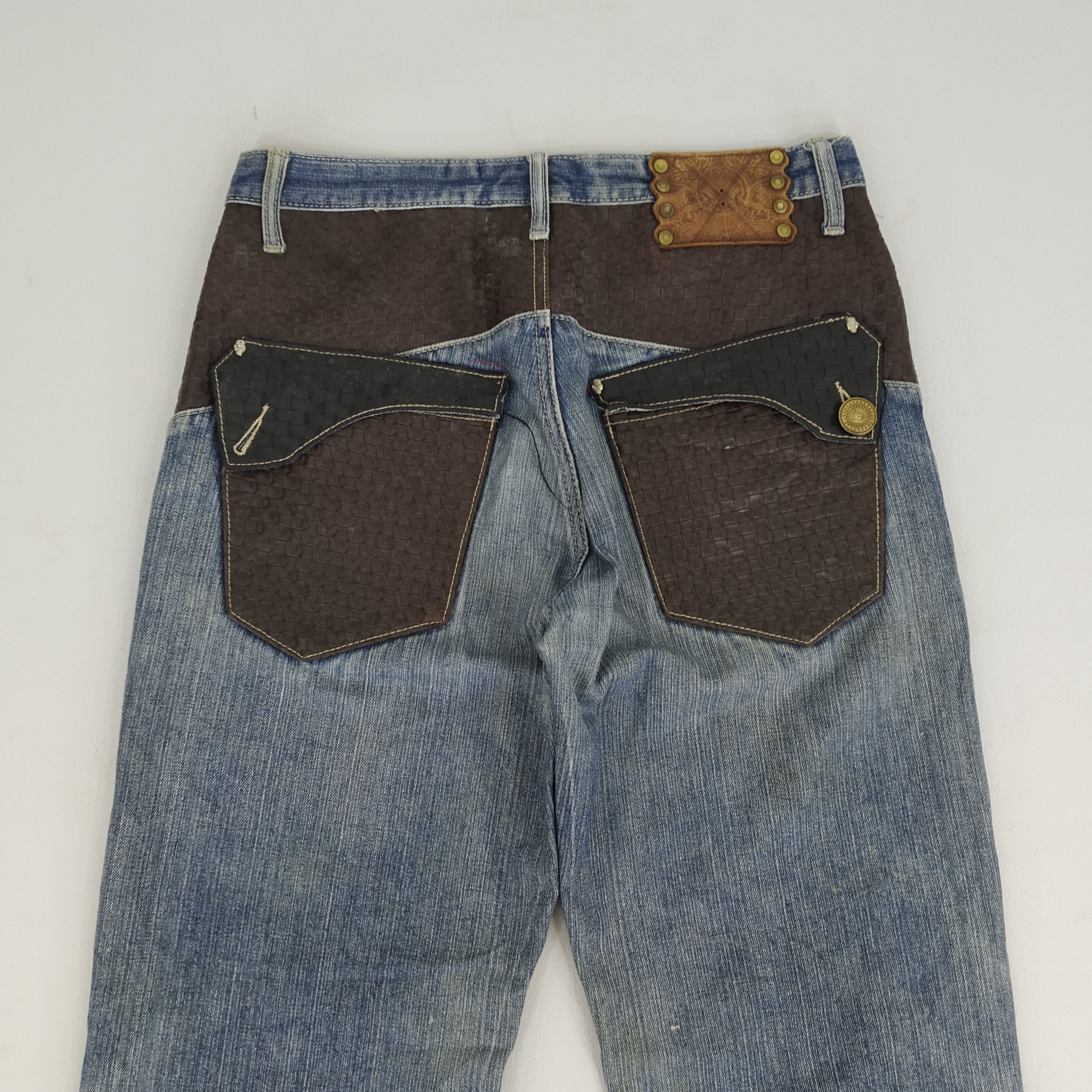Denime W33 Kanji Jeans Leather Pocket Baggy Jeans Denim Jeans Size US 33 - 5 Thumbnail