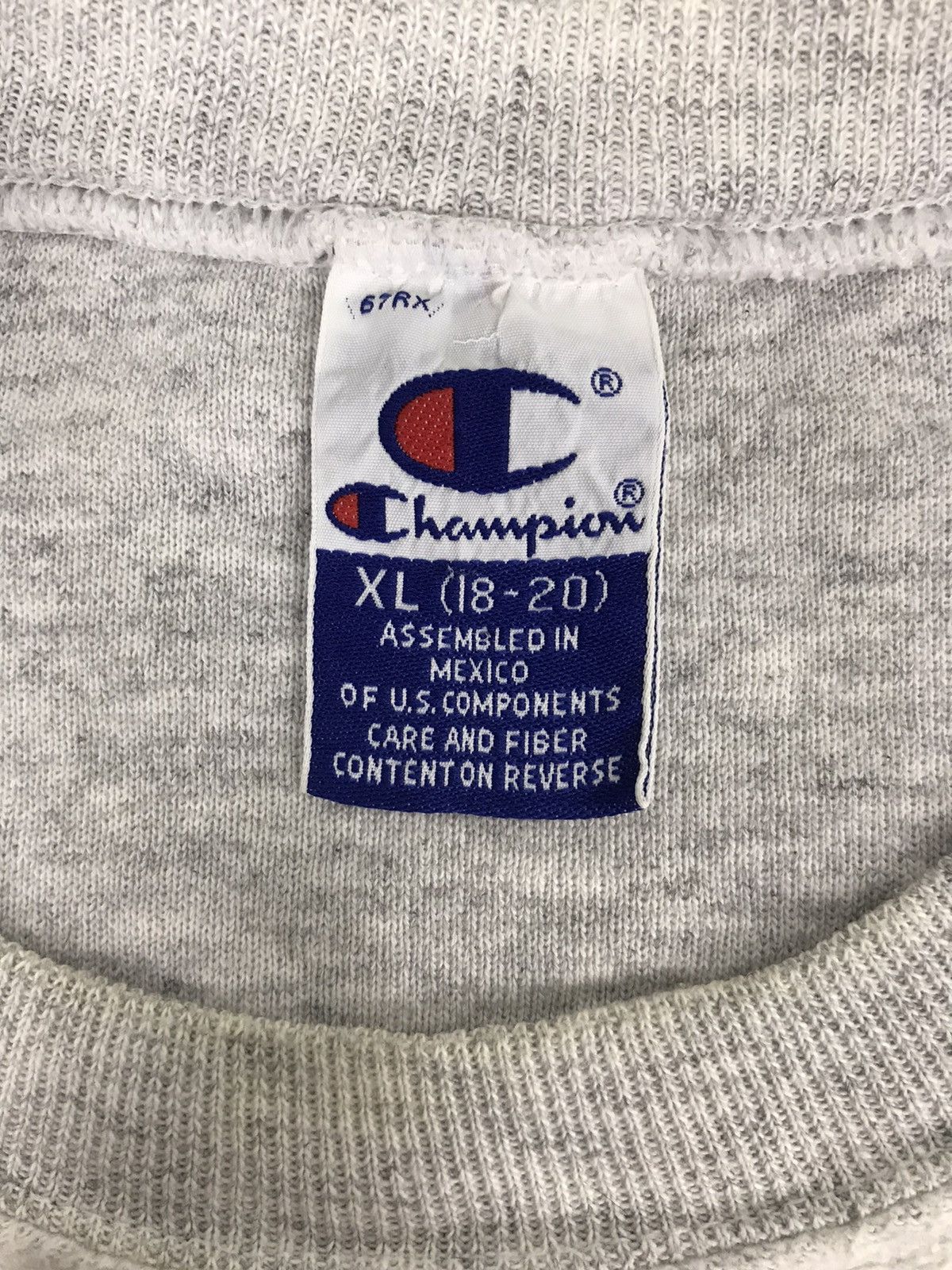 Champion Vintage 90s Champion Spell Out Big Logo Sweatshirt Size US M / EU 48-50 / 2 - 3 Thumbnail