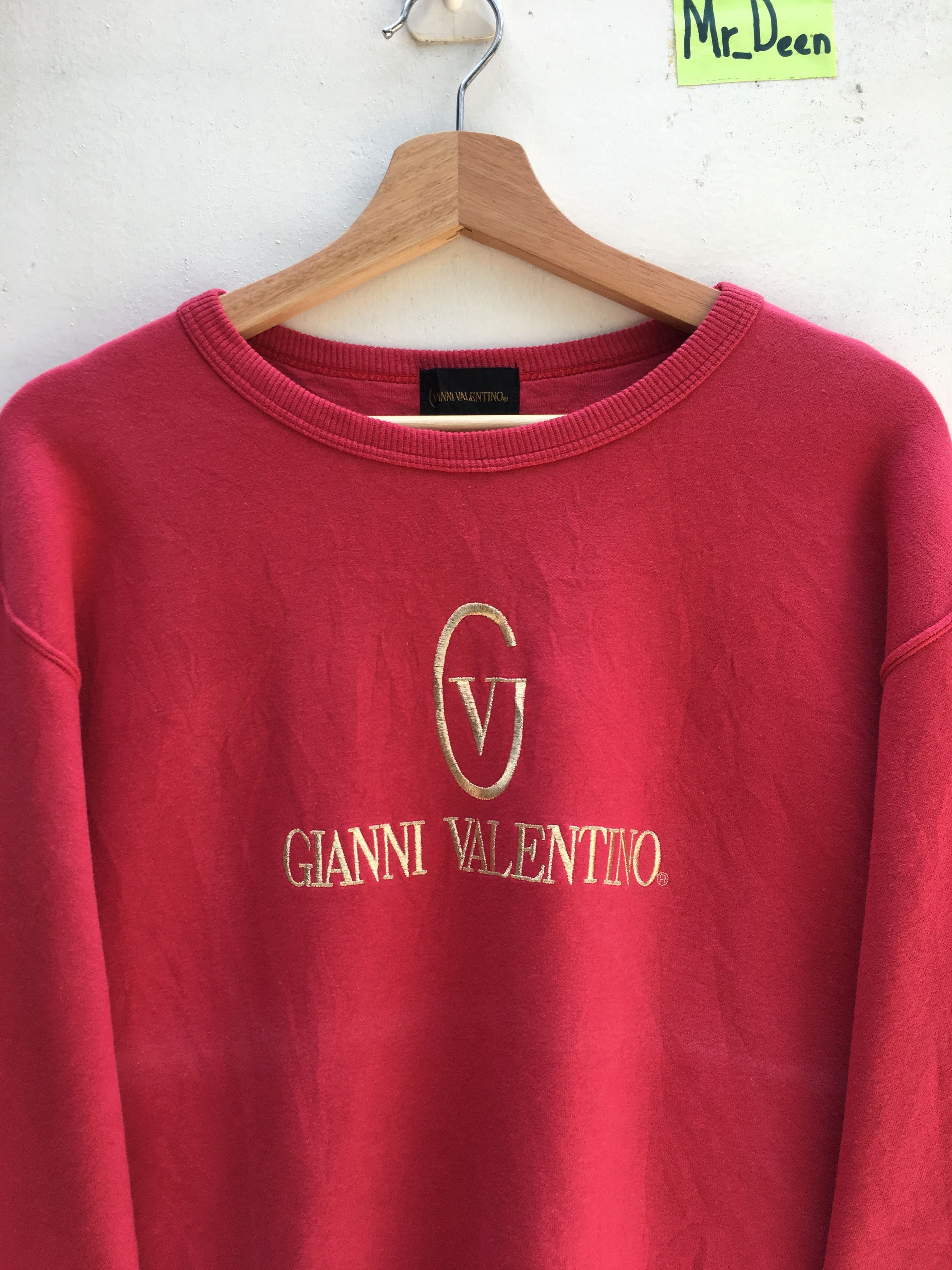 image of 90's Gianni Valentino Spellout Sweatshirt Pullover L in Red, Men's (Size Large)