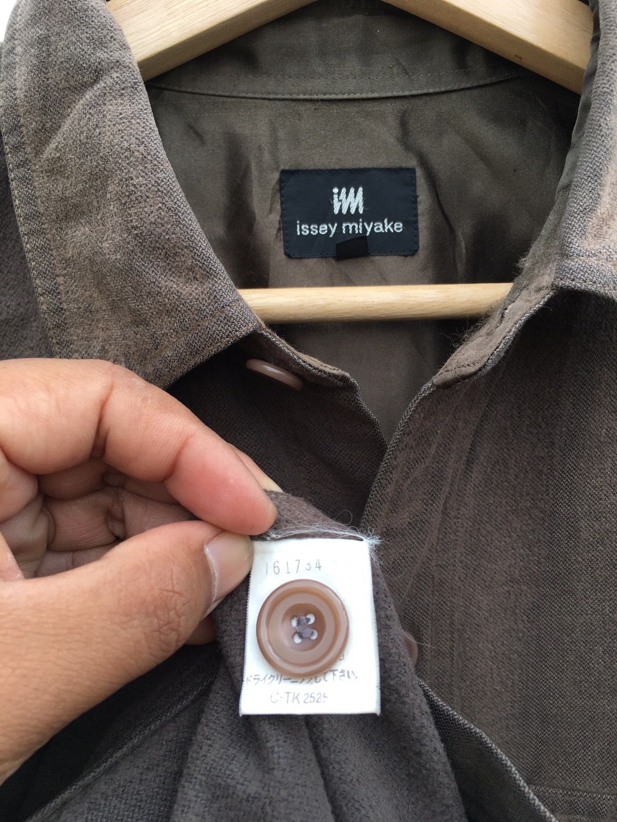 Issey Miyake Rare Issey Miyake IS Buttons Up Jacket Size US L / EU 52-54 / 3 - 12 Thumbnail