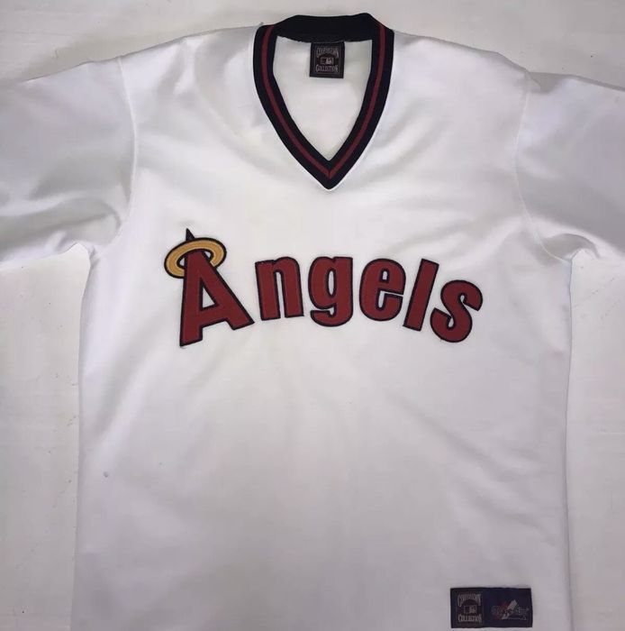 Buy the Majestic Men Gray Angels Jersey 56