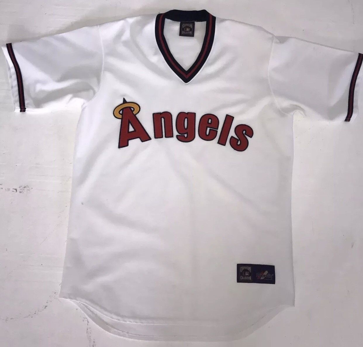 Buy the Majestic Men Gray Angels Jersey 56