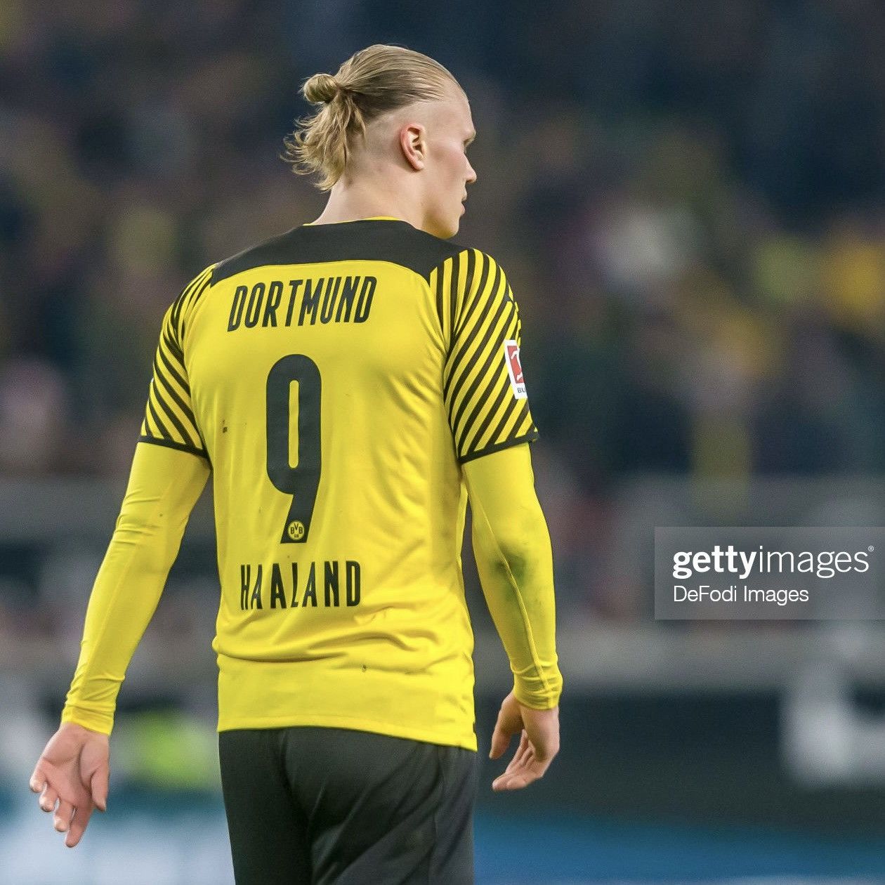 Nike × Vintage NWT 2022 Borussia Haaland Puma Soccer Jersey Size US M / EU 48-50 / 2 - 3 Thumbnail