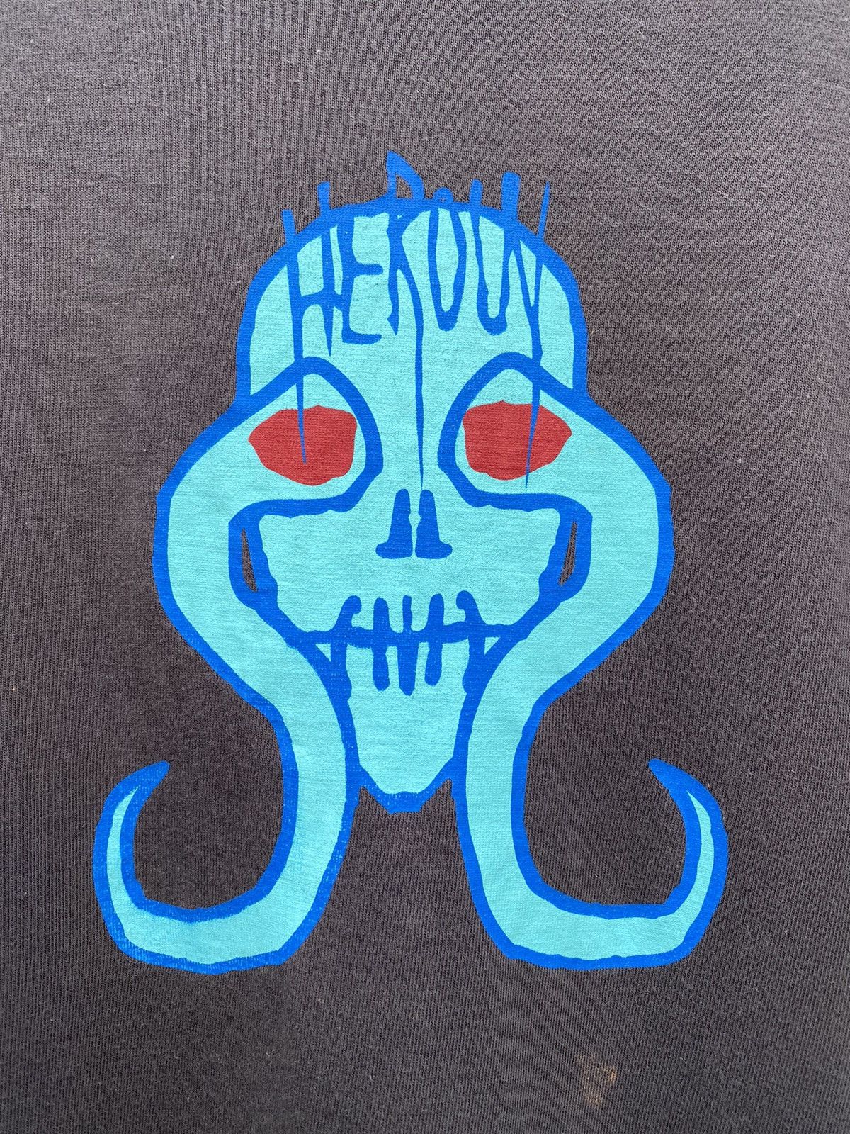 Hook-Ups Vintage 90s HEROIN Skateboard Skulls Rare Graphics Tshirt Size US L / EU 52-54 / 3 - 10 Thumbnail