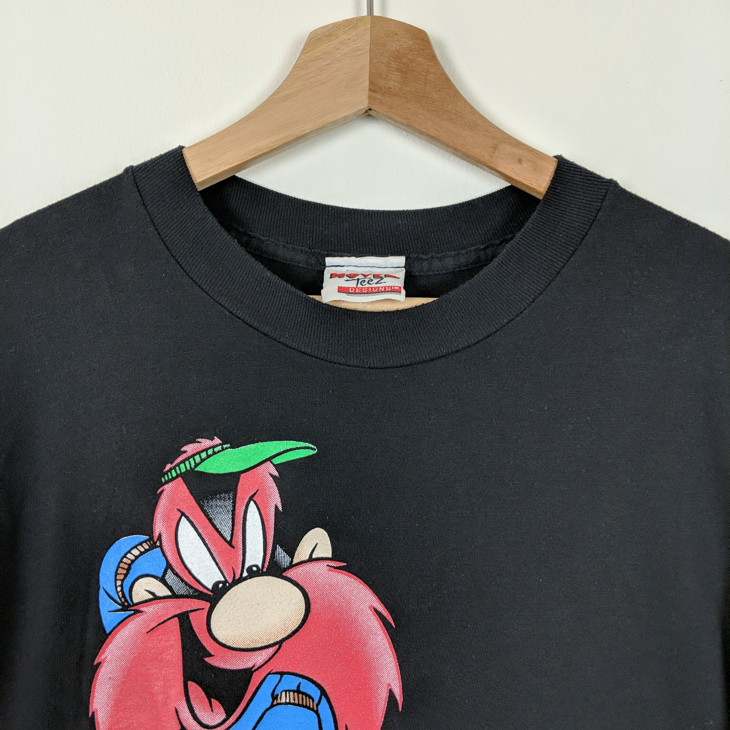 Vintage Vintage 1994 Yosemite Sam Looney Tunes Pool Billiard T-Shirt Size US M / EU 48-50 / 2 - 7 Thumbnail