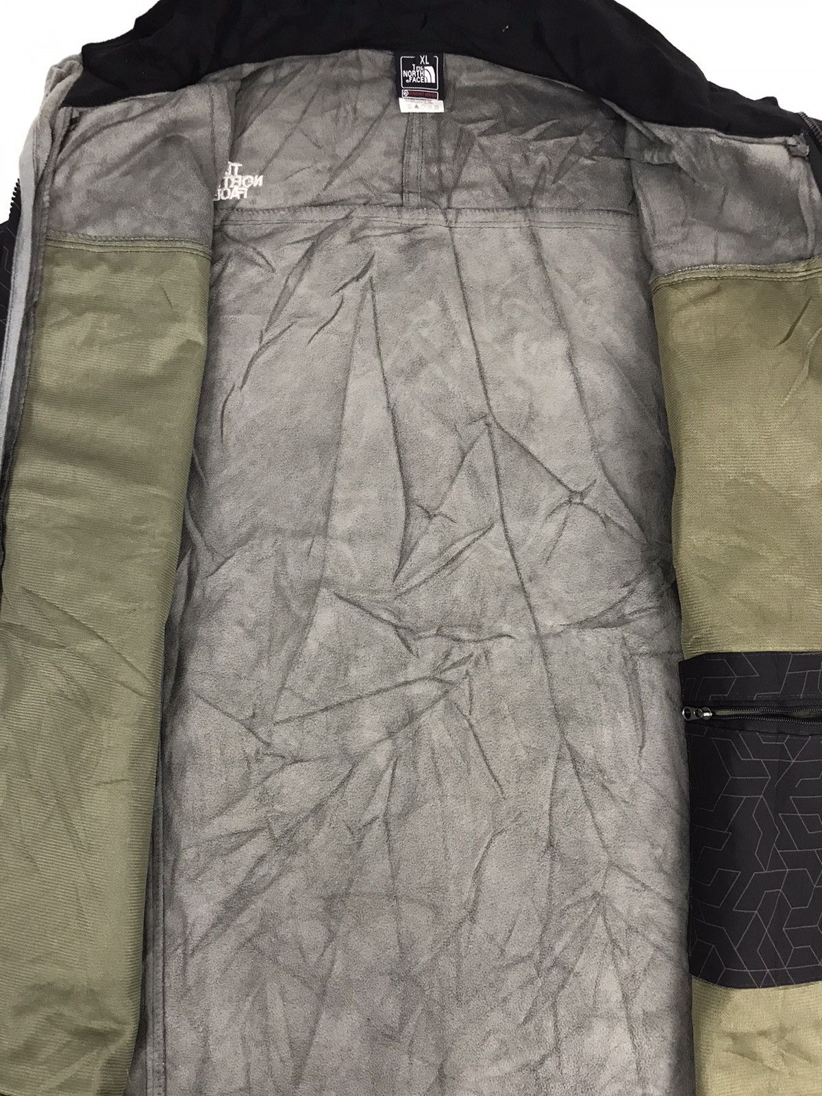 The North Face The North Face Summit Series Windbreaker Zipper Style Size US L / EU 52-54 / 3 - 4 Thumbnail