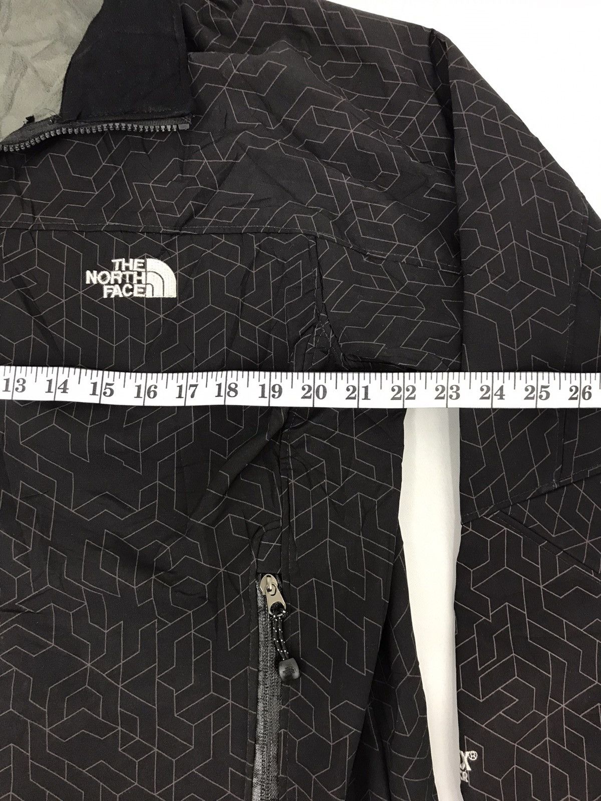 The North Face The North Face Summit Series Windbreaker Zipper Style Size US L / EU 52-54 / 3 - 7 Thumbnail