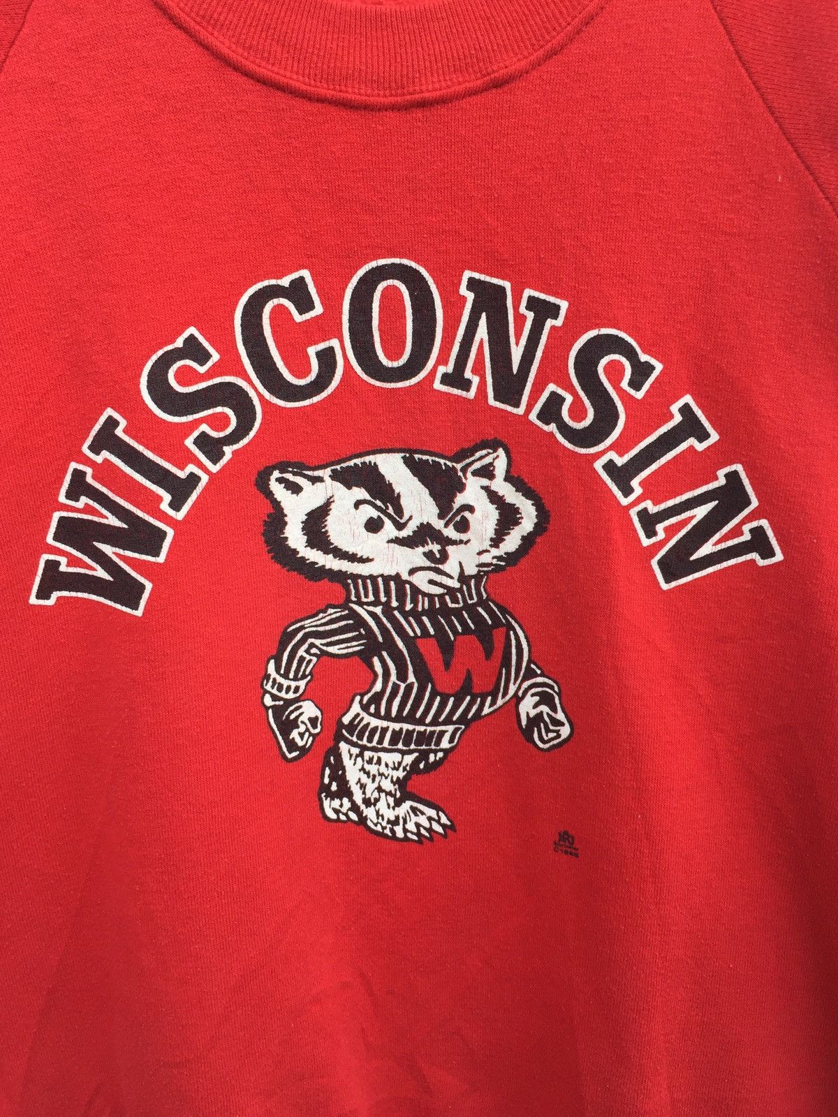 Vintage Vintage Collegiate Wisconsin Raglan Crewneck Made In USA Size US M / EU 48-50 / 2 - 3 Thumbnail