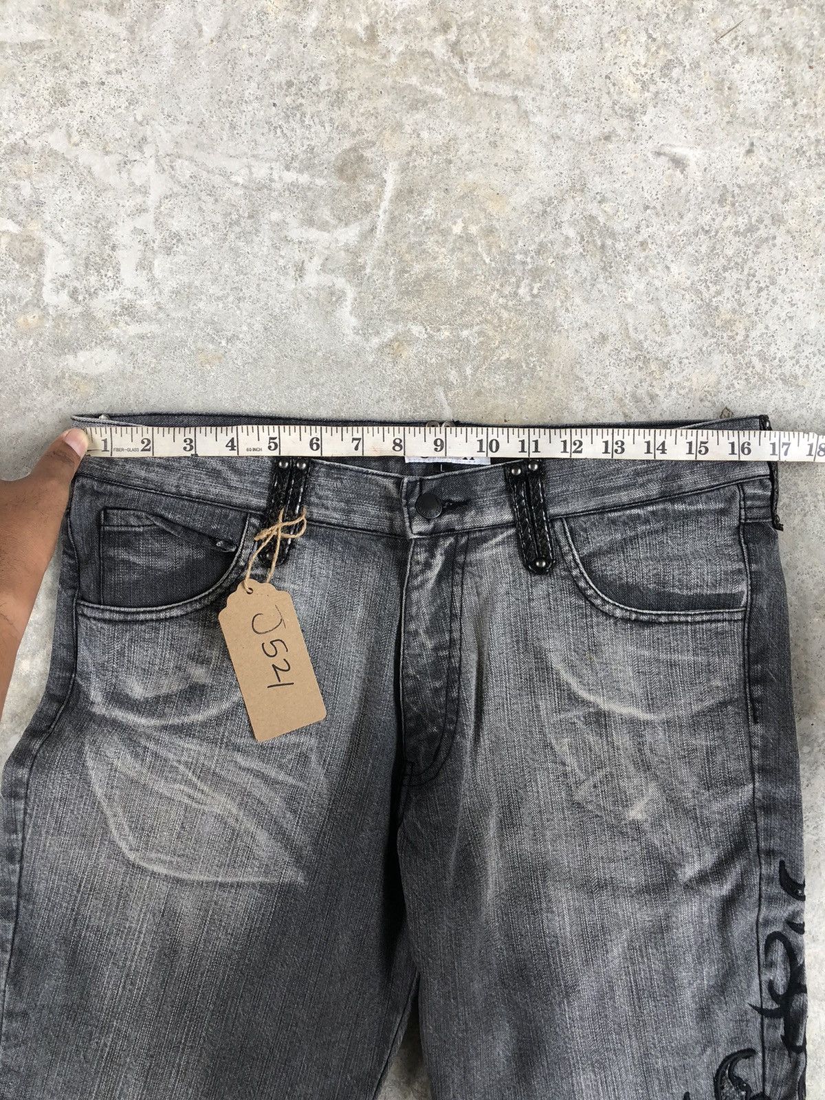 In The Attic In the attic Flared Jeans Distressed Jeans Embroidered Size US 33 - 16 Thumbnail