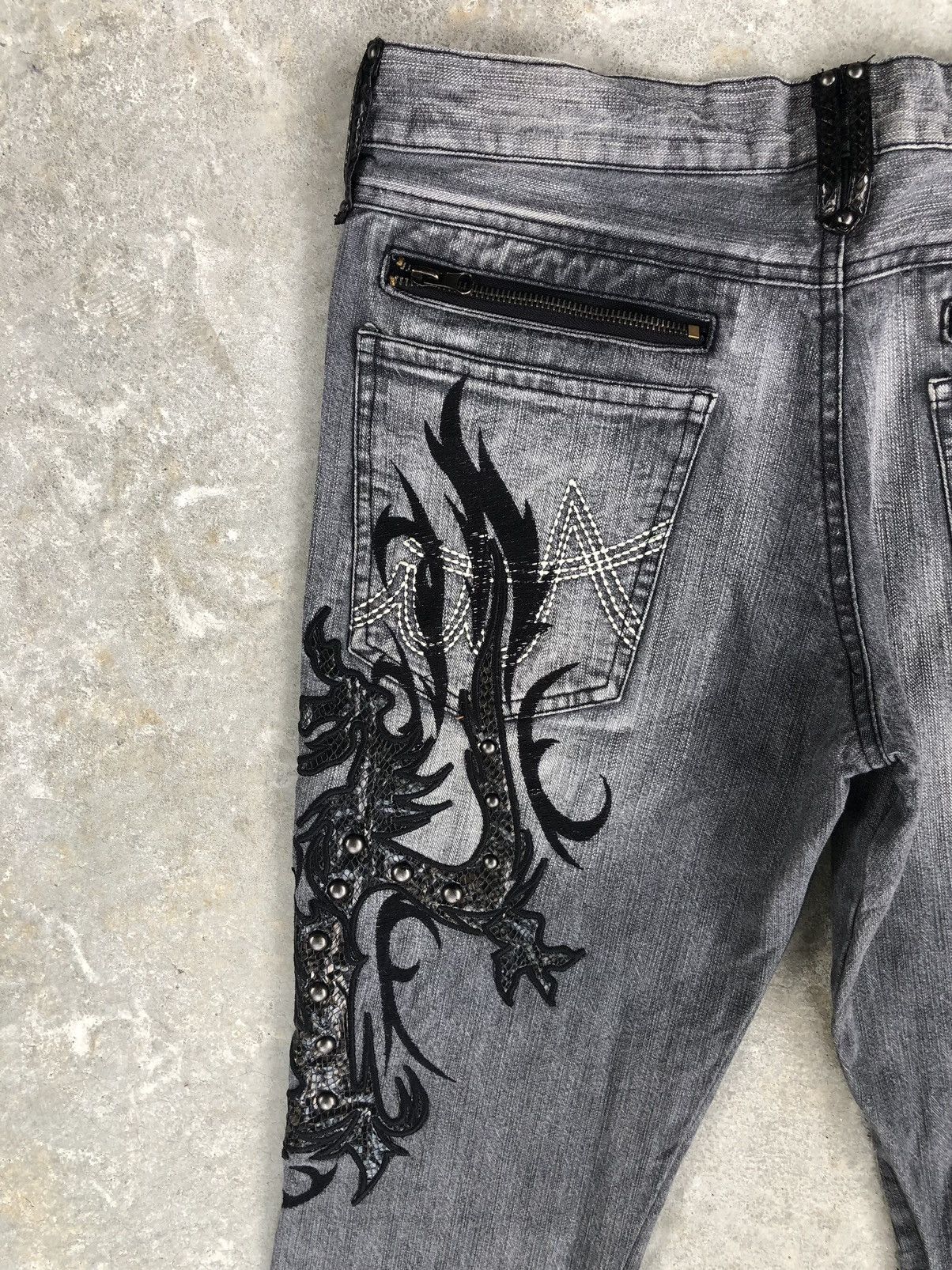 In The Attic In the attic Flared Jeans Distressed Jeans Embroidered Size US 33 - 9 Thumbnail
