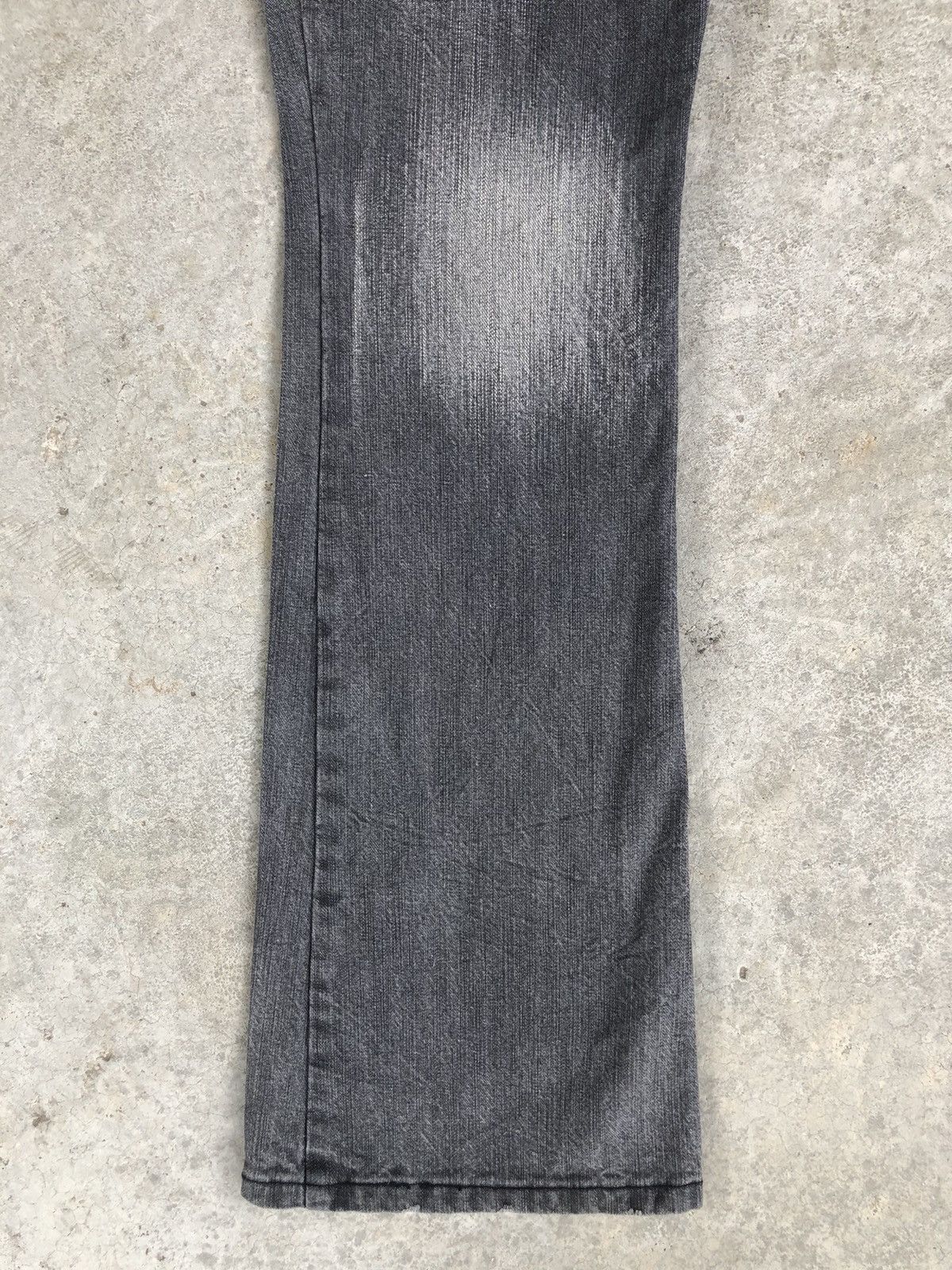 In The Attic In the attic Flared Jeans Distressed Jeans Embroidered Size US 33 - 6 Thumbnail